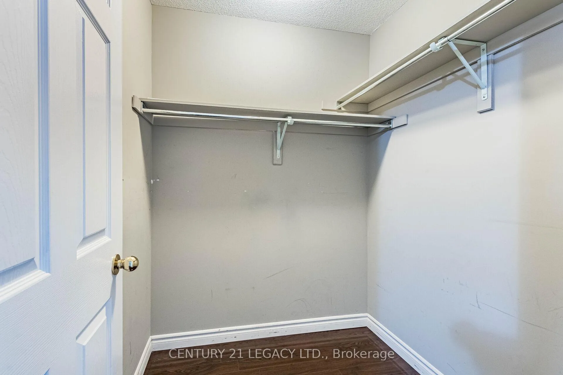 Photo 28 of 21 Kilrea Way, Brampton, Credit Valley — HOMEH