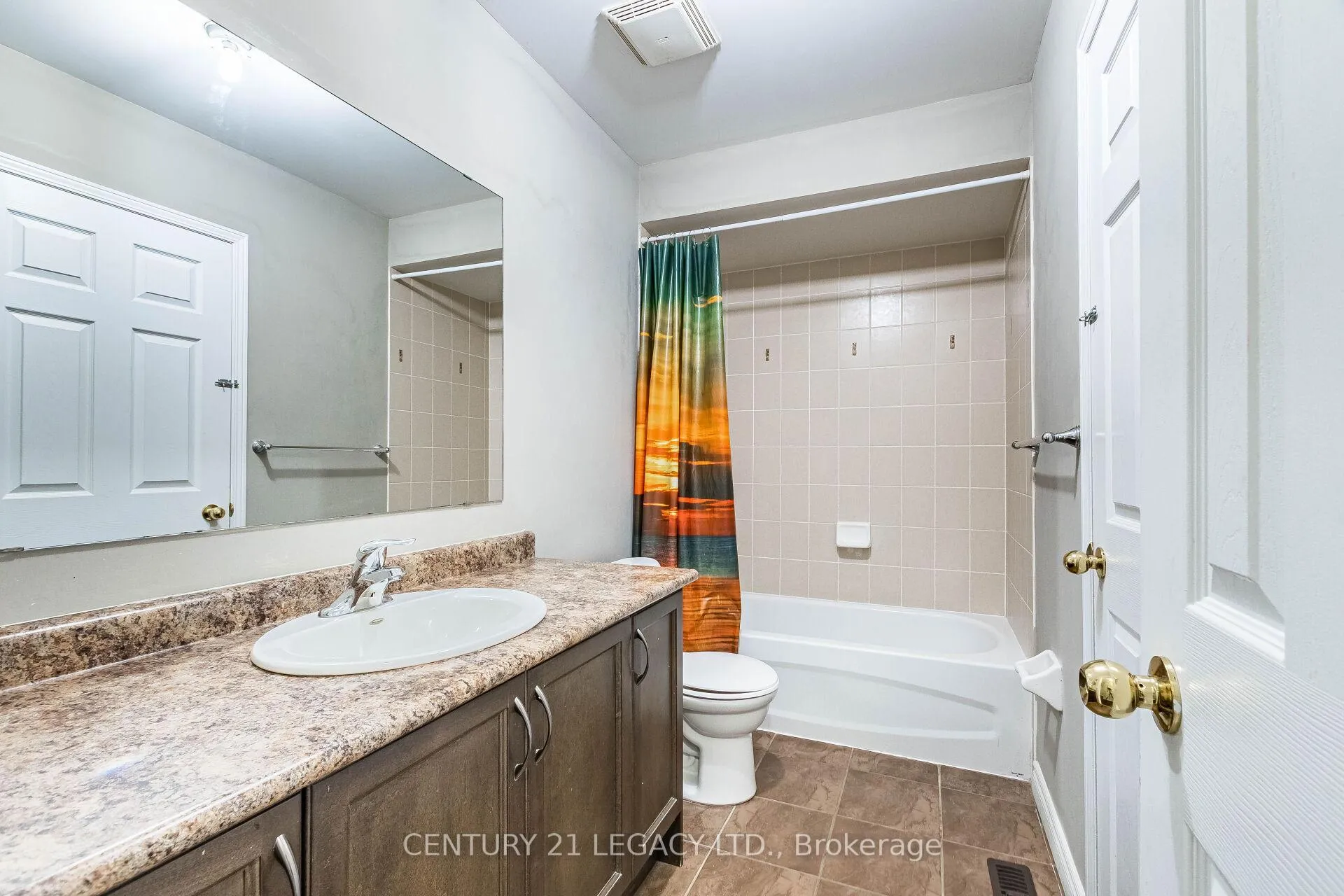 Photo 37 of 21 Kilrea Way, Brampton, Credit Valley — HOMEH