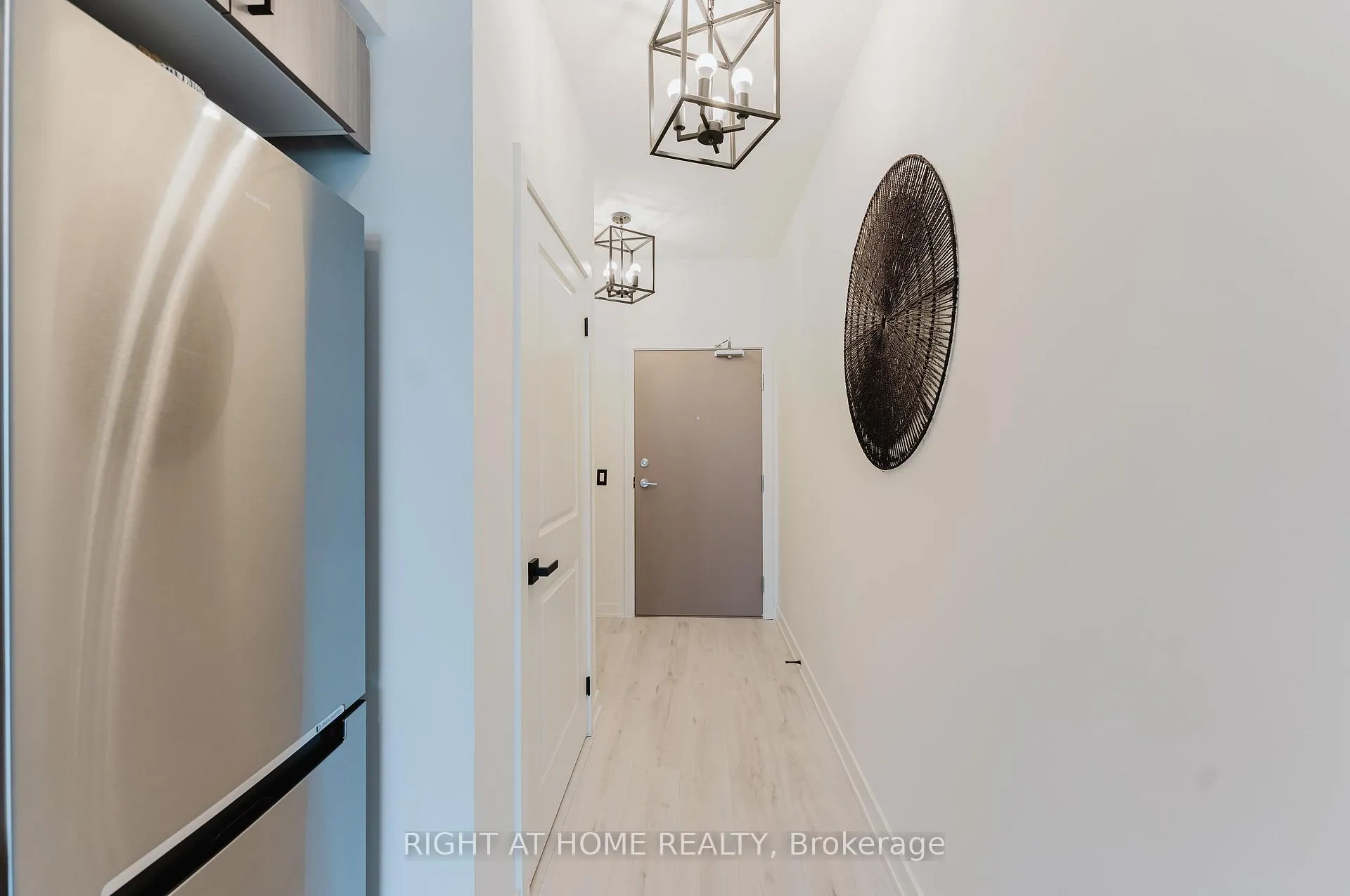 Photo 5 of 1010 Sandy Beach Road, Pickering, Bay Ridges — HOMEH