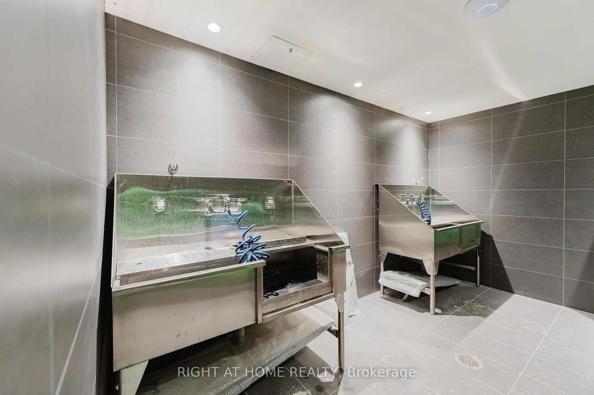 Photo 21 of 1010 Sandy Beach Road, Pickering, Bay Ridges — HOMEH