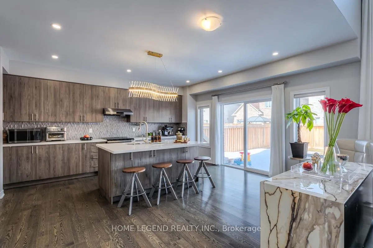 Photo 14 of 1036 Cole Street, Innisfil, Rural Innisfil — HOMEH