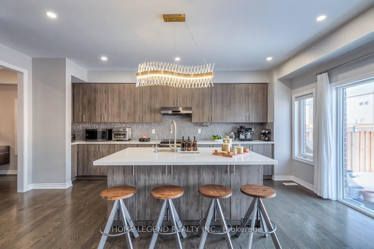 Photo 15 of 1036 Cole Street, Innisfil, Rural Innisfil — HOMEH