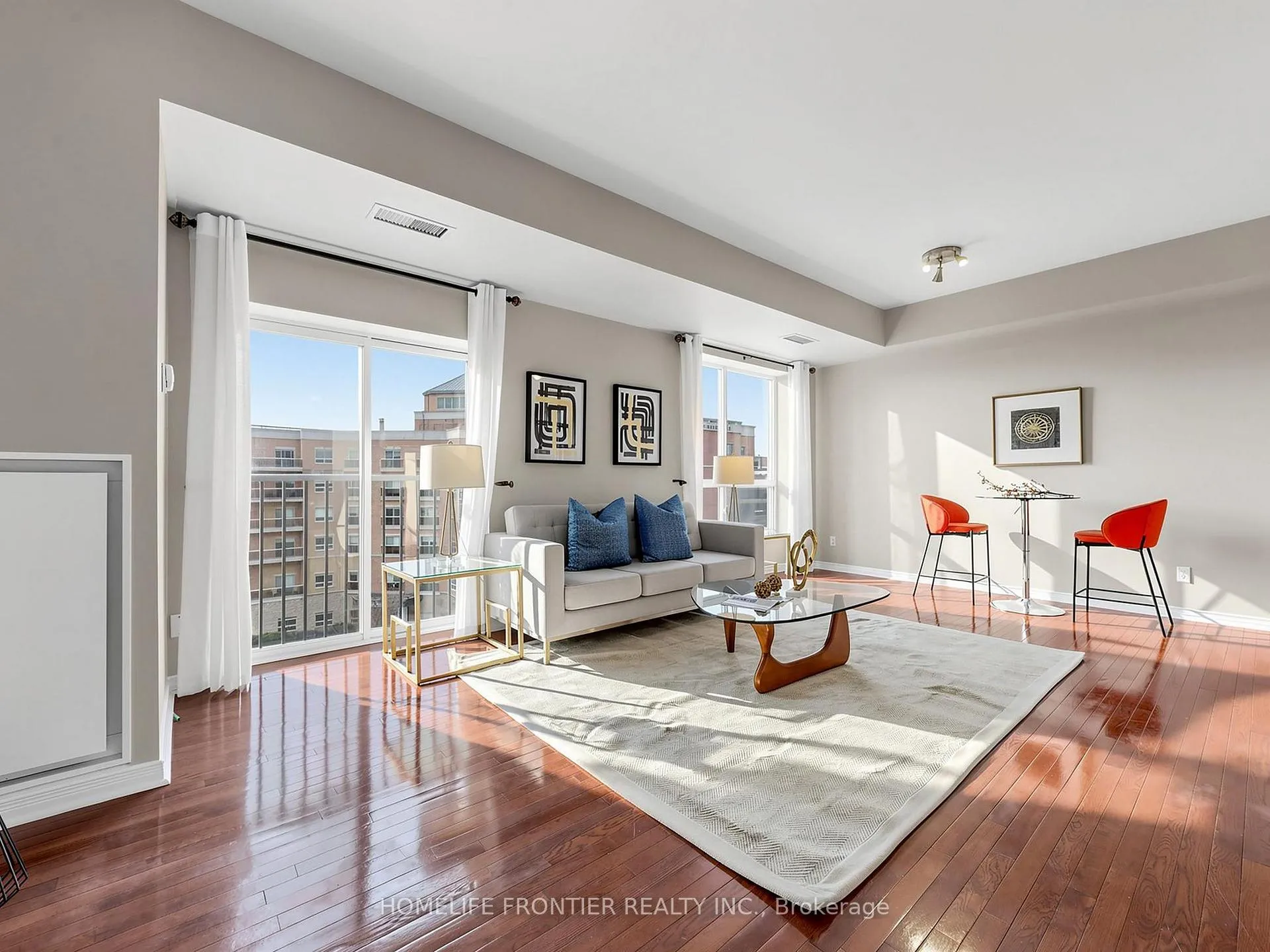 Photo 9 of Unit 621, 1 Maison Park Court, Vaughan, Lakeview Estates — HOMEH