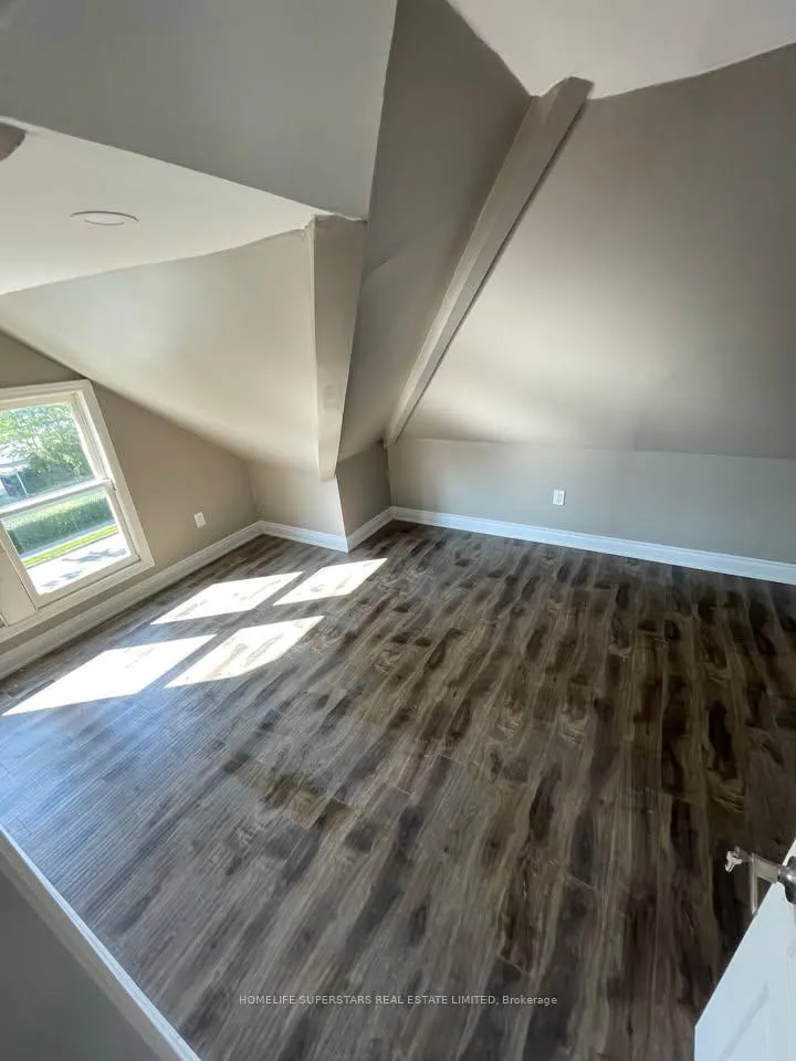 Photo 4 of Unit #3, 138 Hellems Avenue, Welland, Welland Downtown — HOMEH