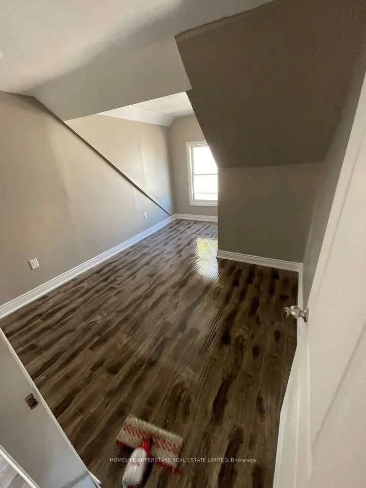 Photo 5 of Unit #3, 138 Hellems Avenue, Welland, Welland Downtown — HOMEH