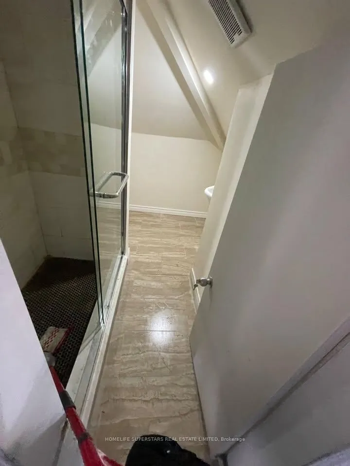 Photo 8 of Unit #3, 138 Hellems Avenue, Welland, Welland Downtown — HOMEH