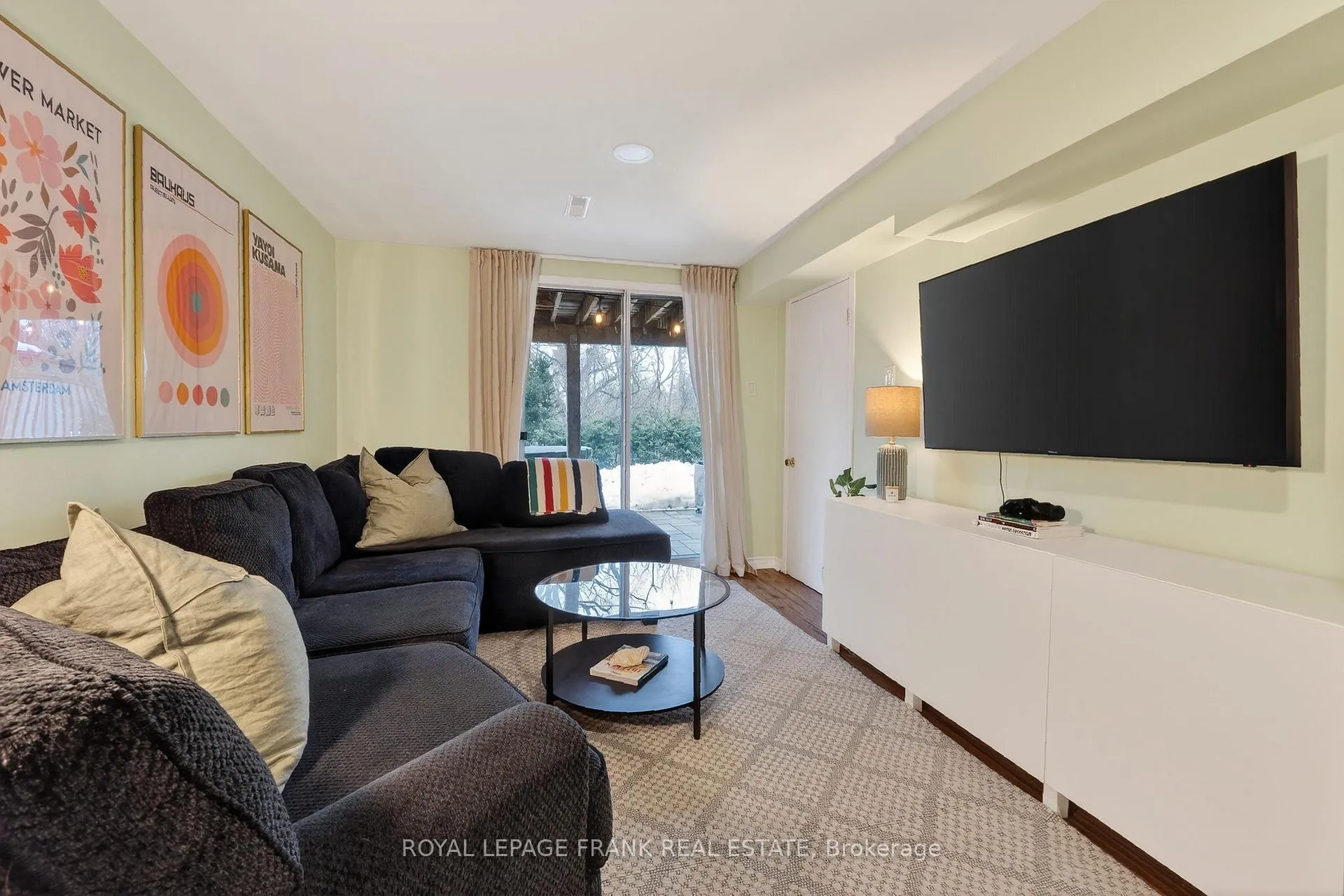 Photo 28 of 71 Galbraith Court, Clarington, Bowmanville — HOMEH