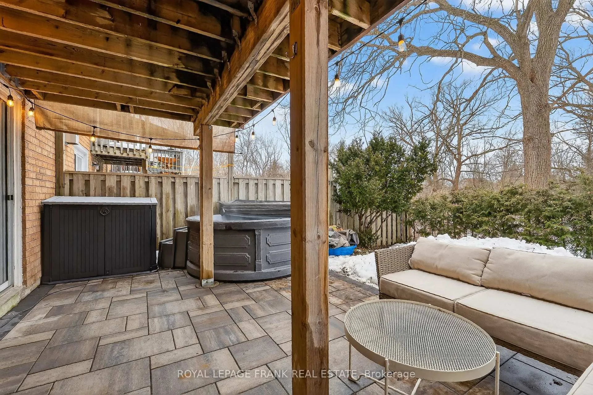 Photo 31 of 71 Galbraith Court, Clarington, Bowmanville — HOMEH