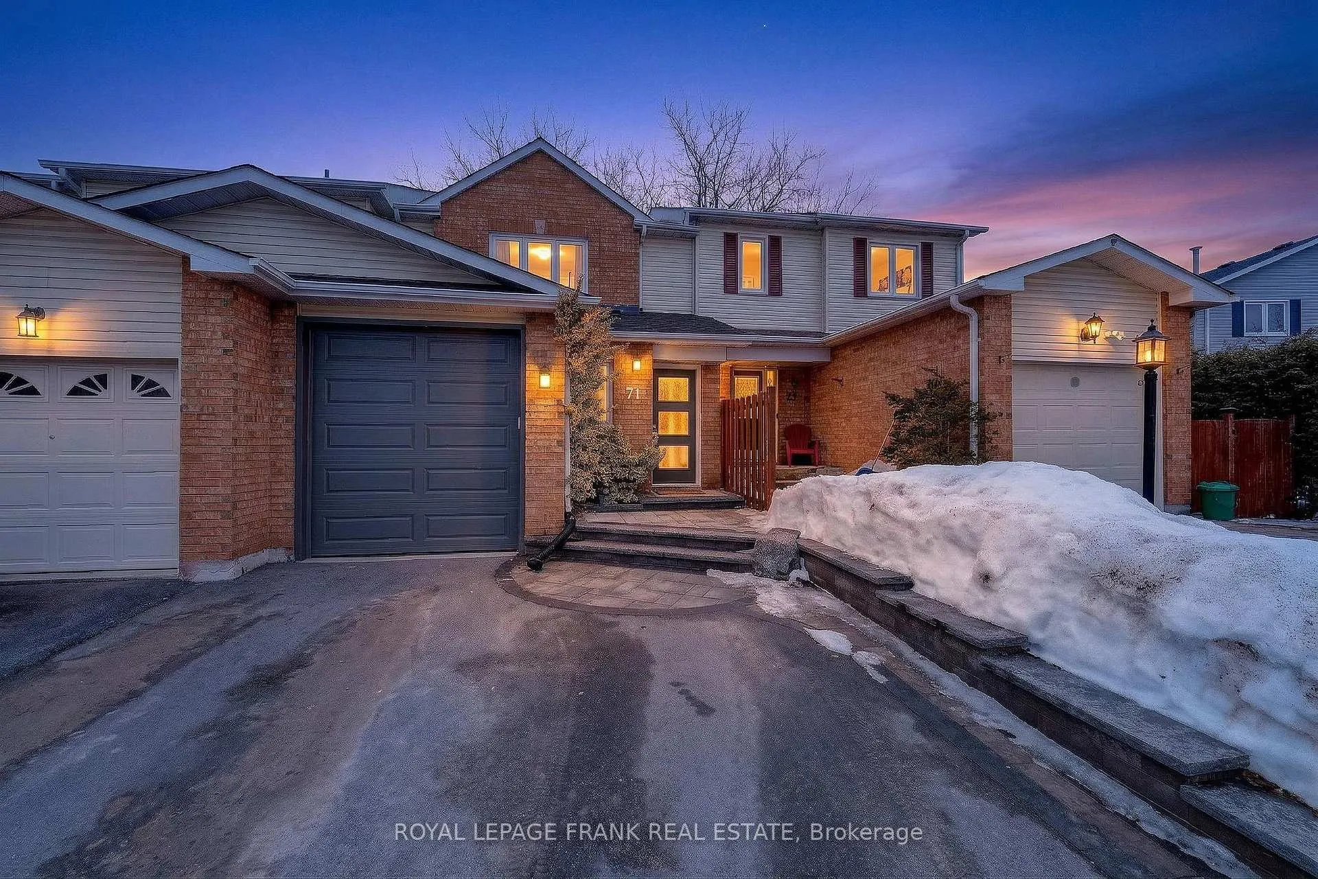 Photo 34 of 71 Galbraith Court, Clarington, Bowmanville — HOMEH