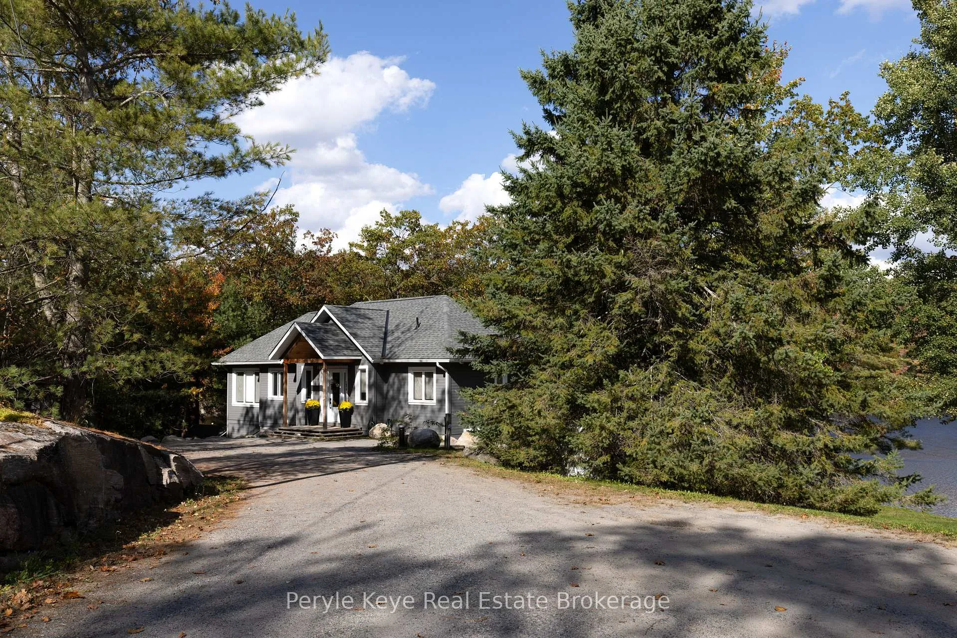 Photo 7 of 1079 Spence Lake Drive, Bracebridge, Draper — HOMEH