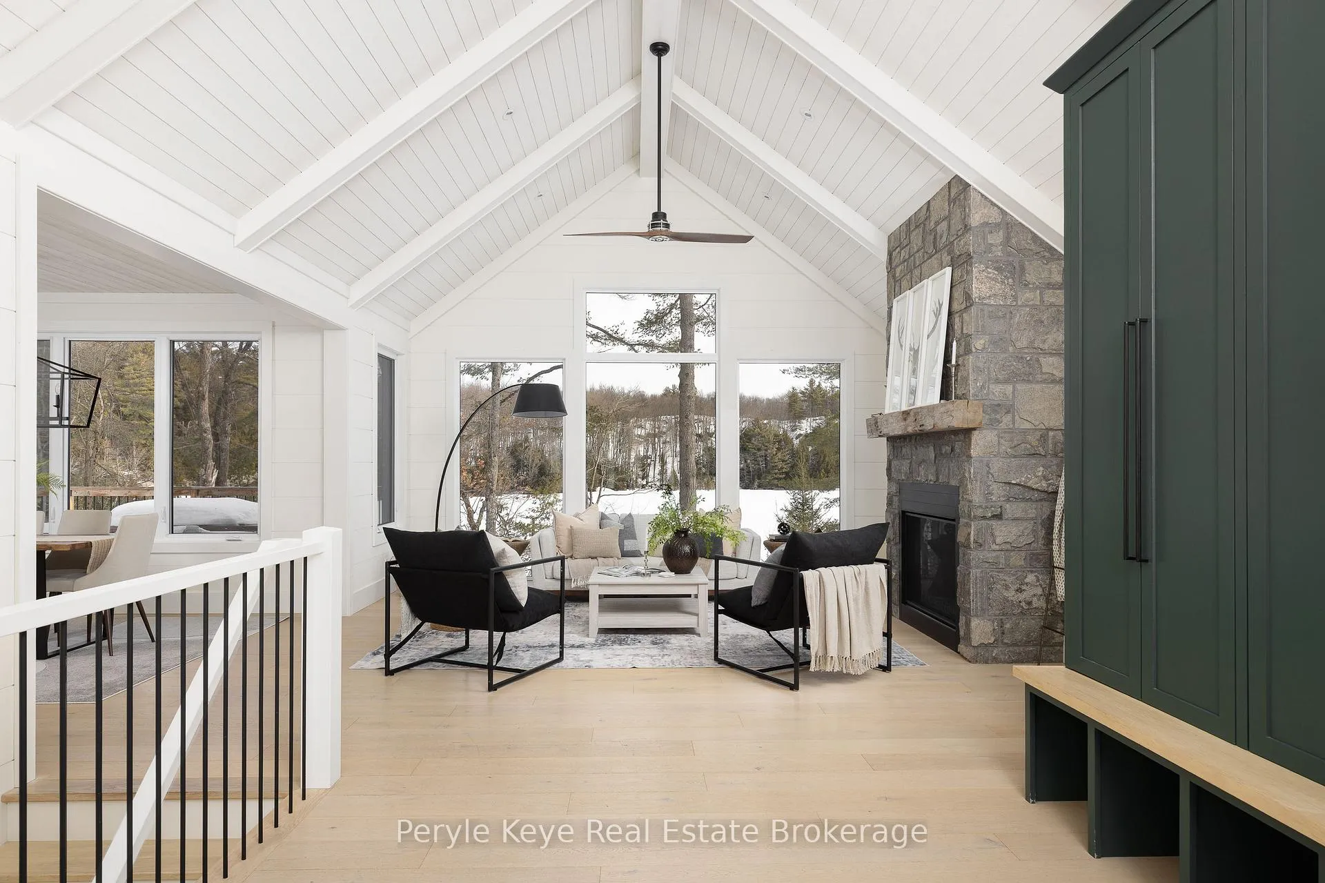 Photo 10 of 1079 Spence Lake Drive, Bracebridge, Draper — HOMEH