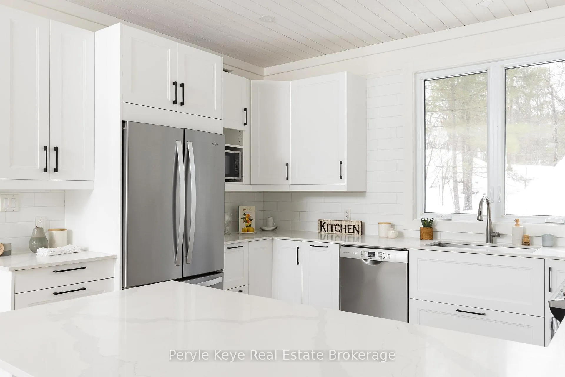 Photo 25 of 1079 Spence Lake Drive, Bracebridge, Draper — HOMEH