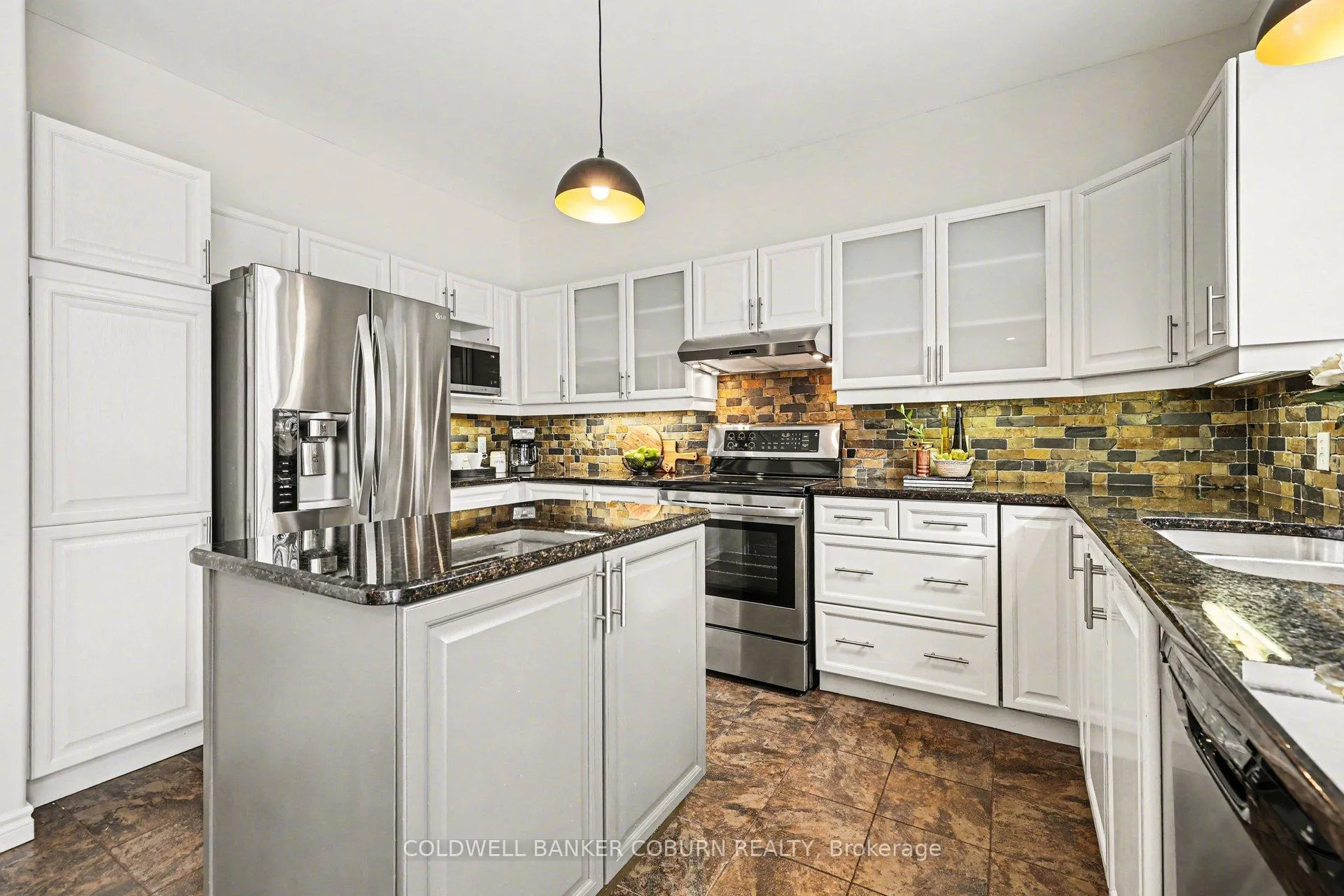 Photo 14 of 388 Emerald Street, Kingston, City Northwest — HOMEH