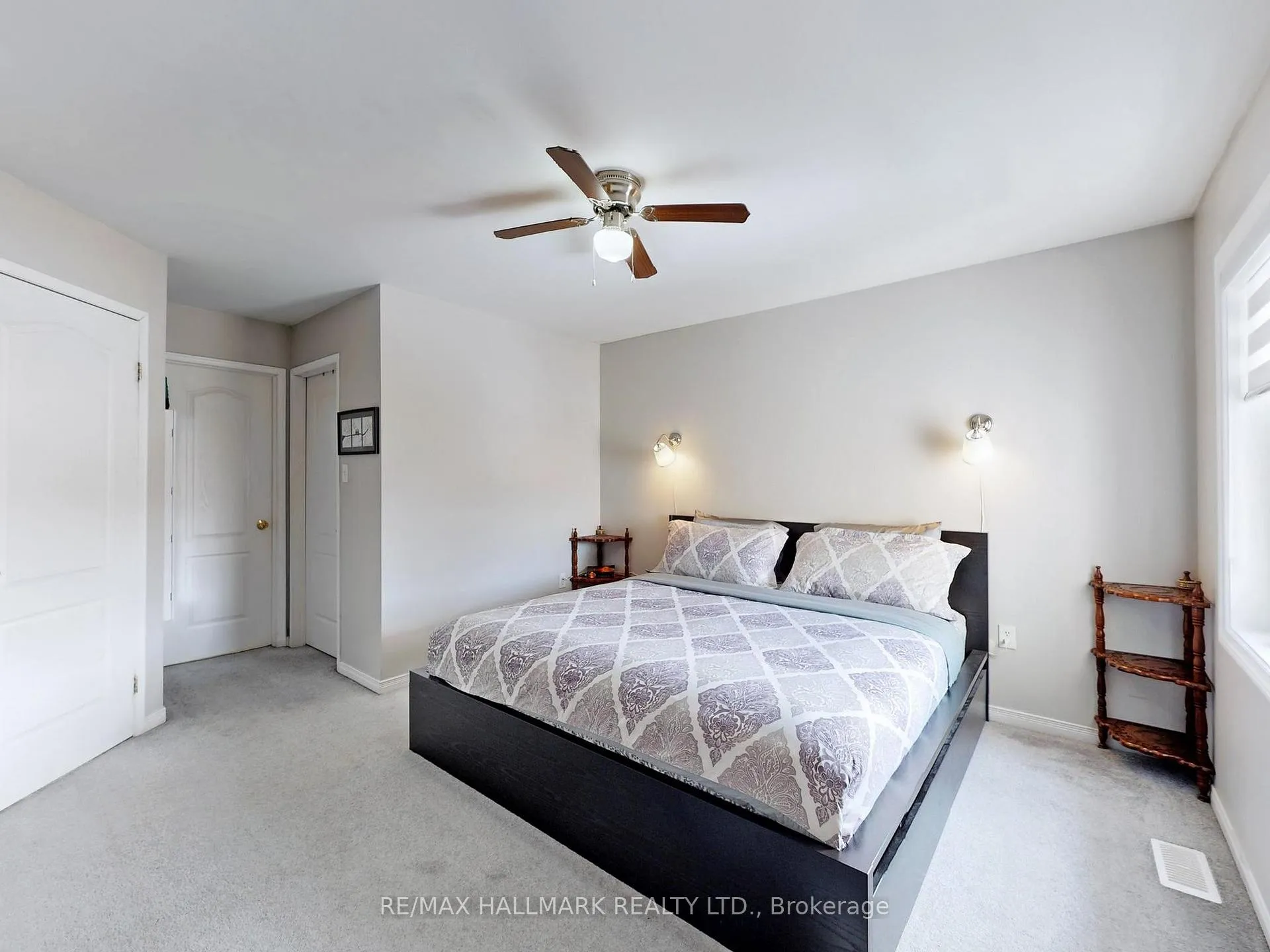 Photo 23 of 62 Crittenden Drive, Georgina, Keswick South — HOMEH