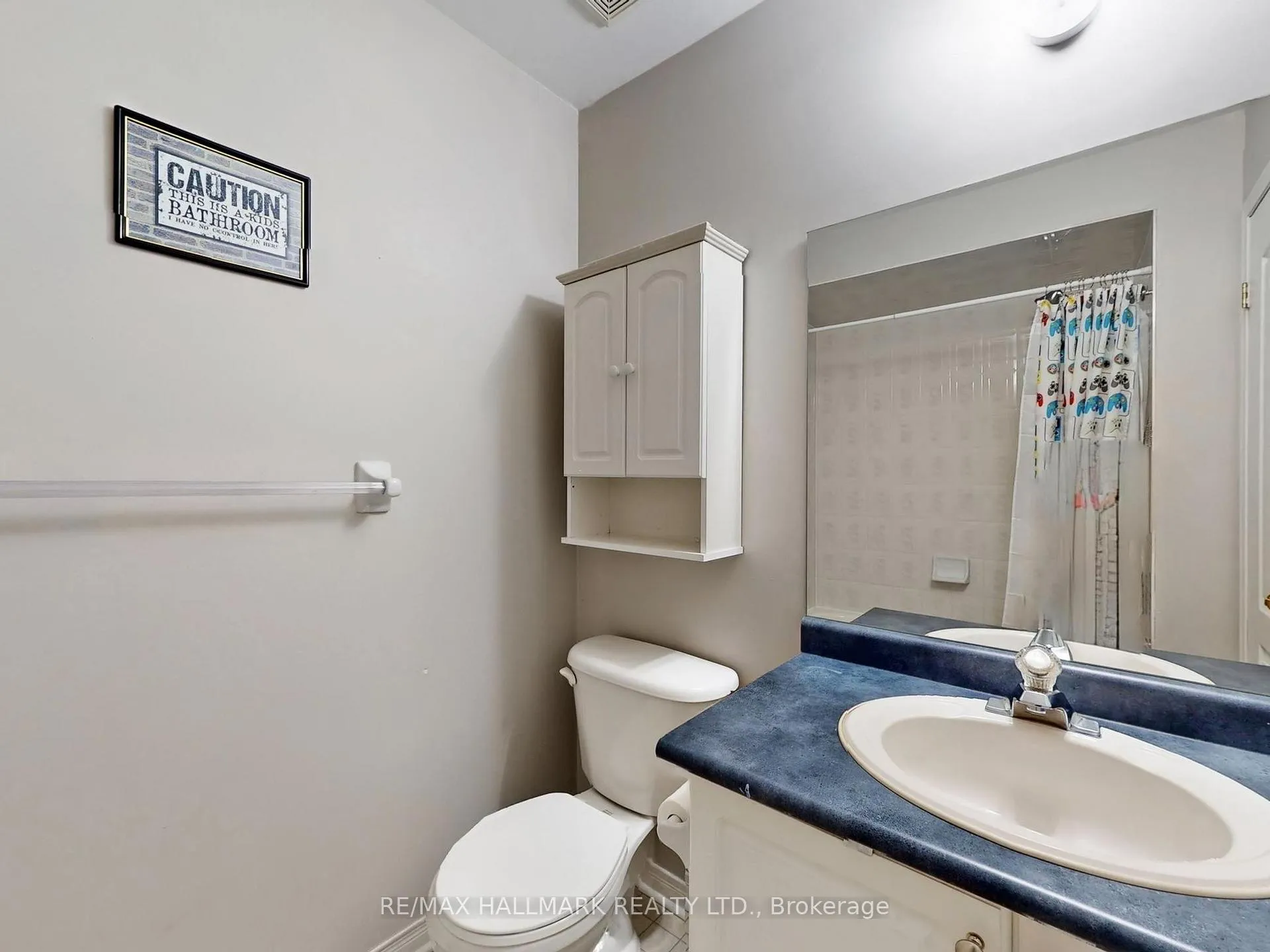 Photo 33 of 62 Crittenden Drive, Georgina, Keswick South — HOMEH