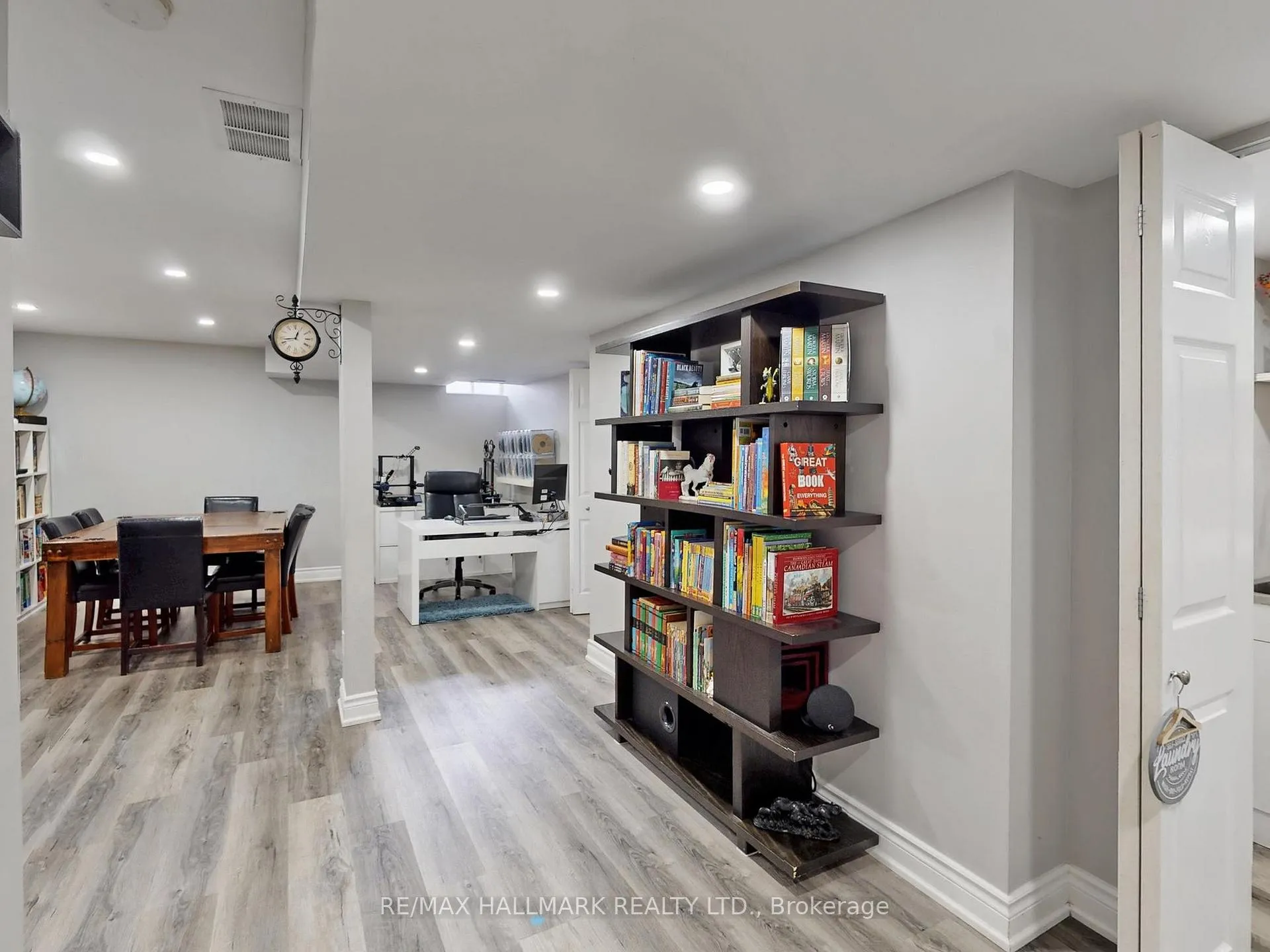 Photo 36 of 62 Crittenden Drive, Georgina, Keswick South — HOMEH