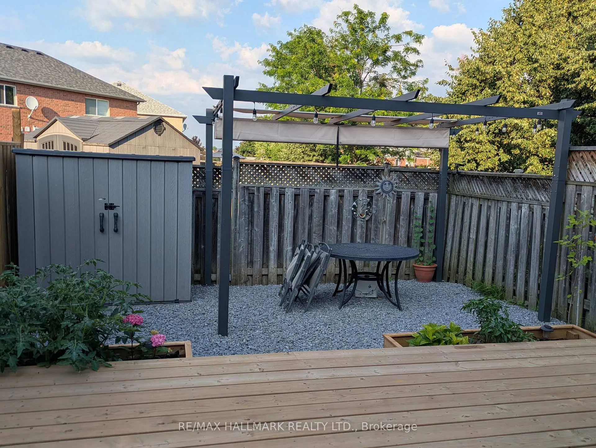 Photo 46 of 62 Crittenden Drive, Georgina, Keswick South — HOMEH