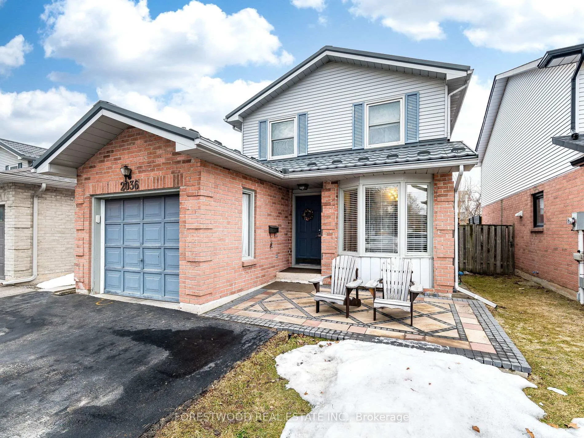 Photo 3 of 2036 Chrisdon Road, Burlington, Headon — HOMEH