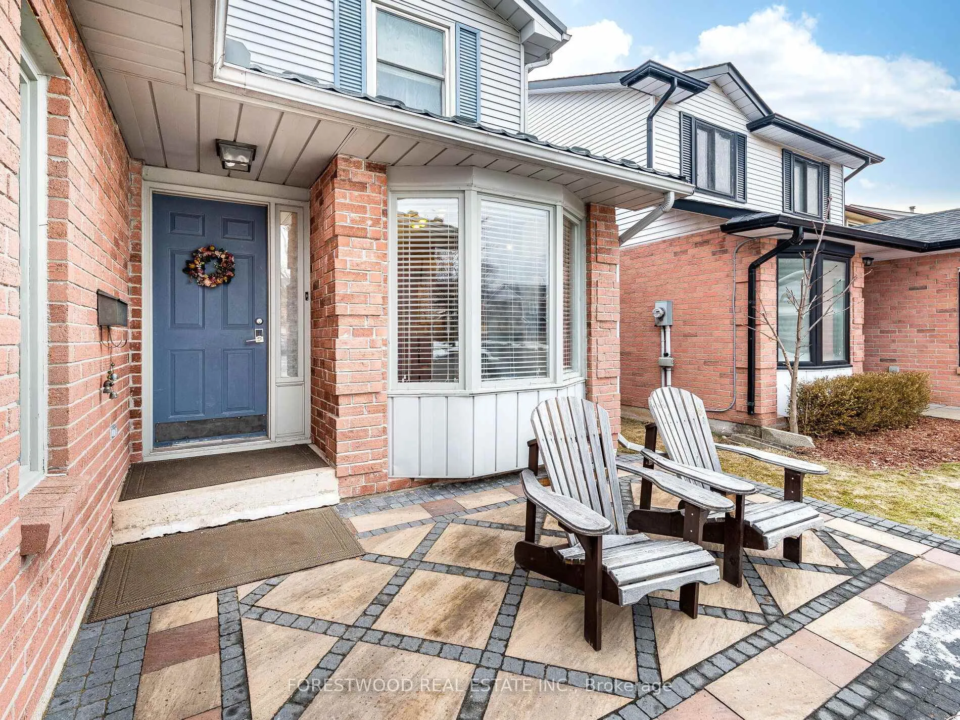 Photo 4 of 2036 Chrisdon Road, Burlington, Headon — HOMEH