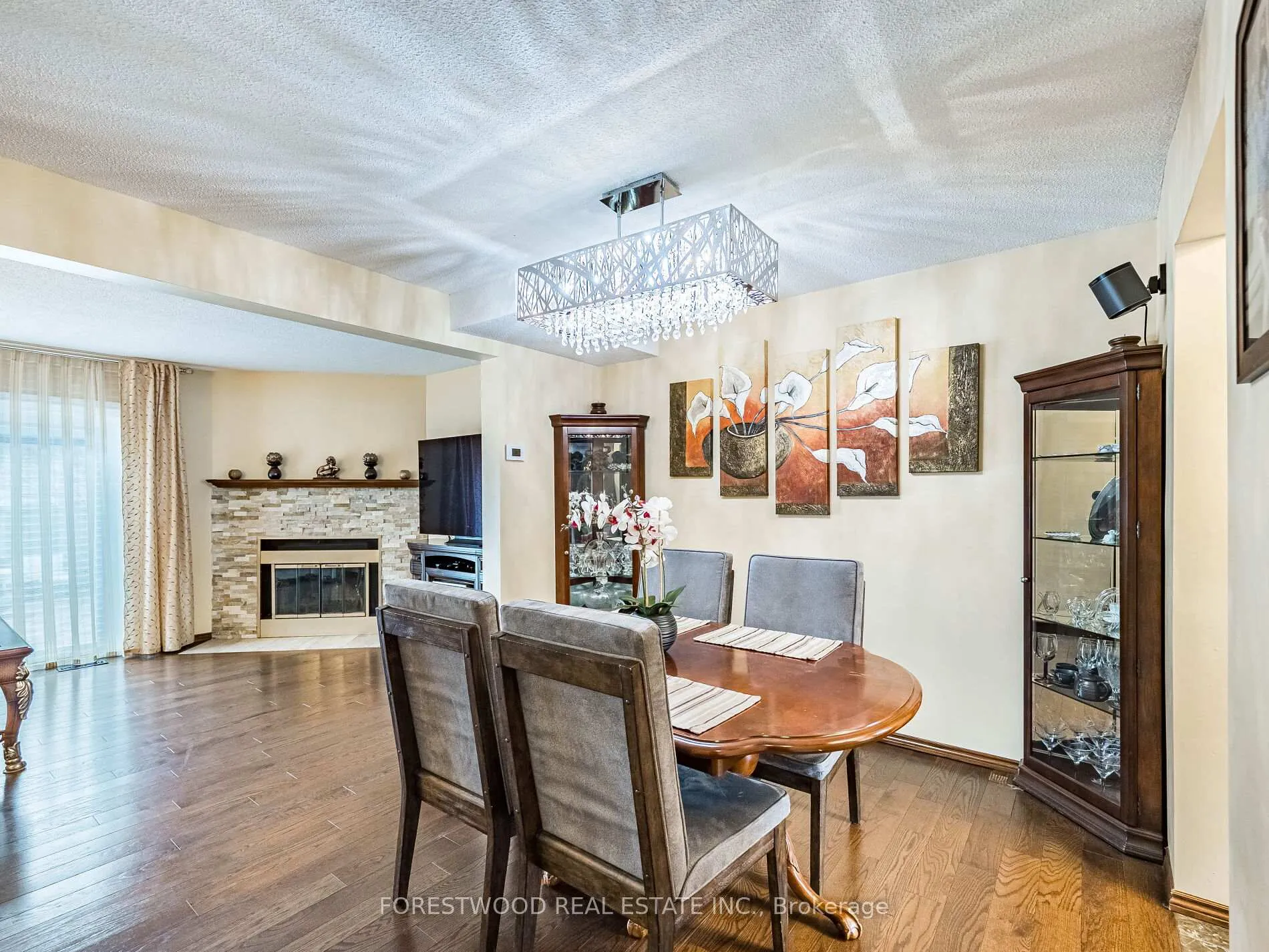Photo 8 of 2036 Chrisdon Road, Burlington, Headon — HOMEH