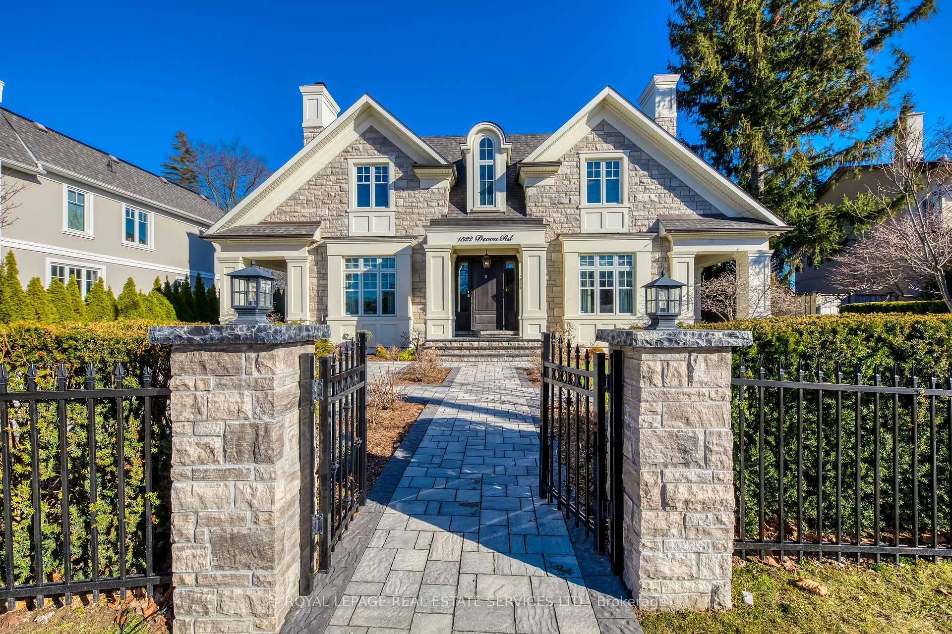 Photo 2 of 1522 Devon Road, Oakville, Morrison — HOMEH
