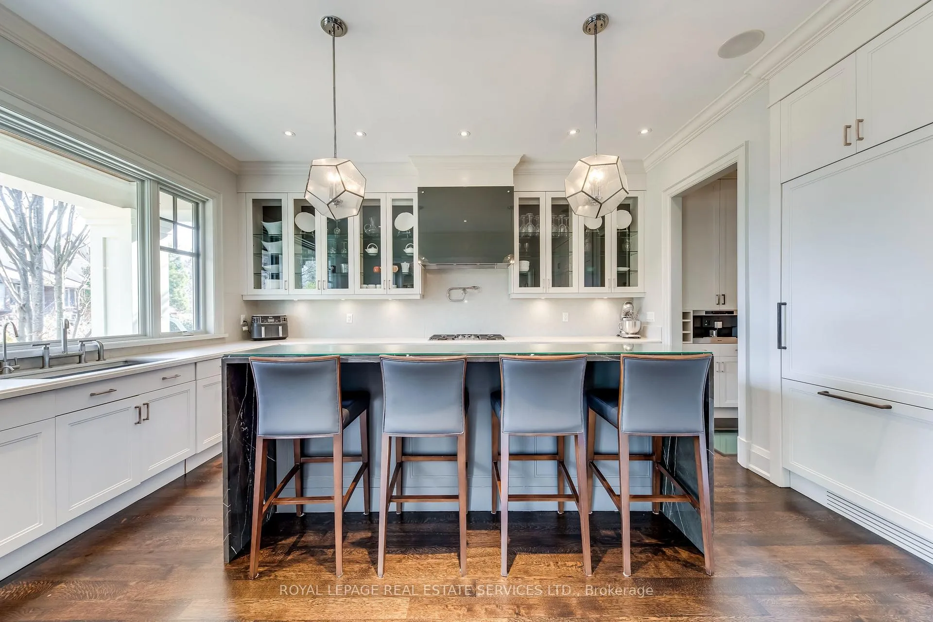 Photo 16 of 1522 Devon Road, Oakville, Morrison — HOMEH