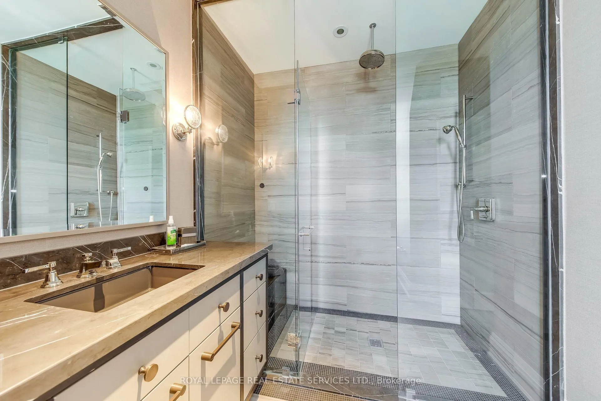 Photo 34 of 1522 Devon Road, Oakville, Morrison — HOMEH