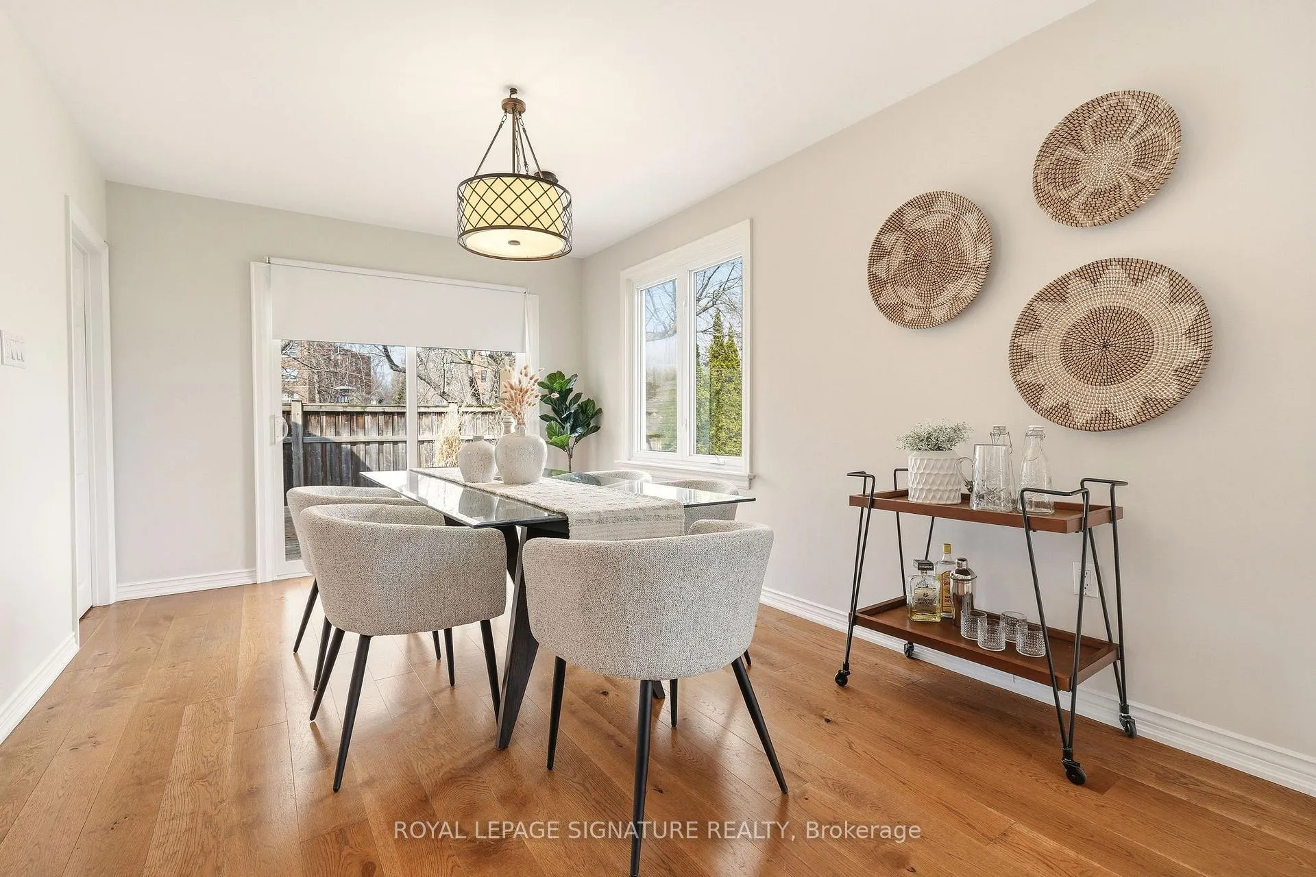 Photo 13 of 45 Crescent Road, Oakville, Central — HOMEH