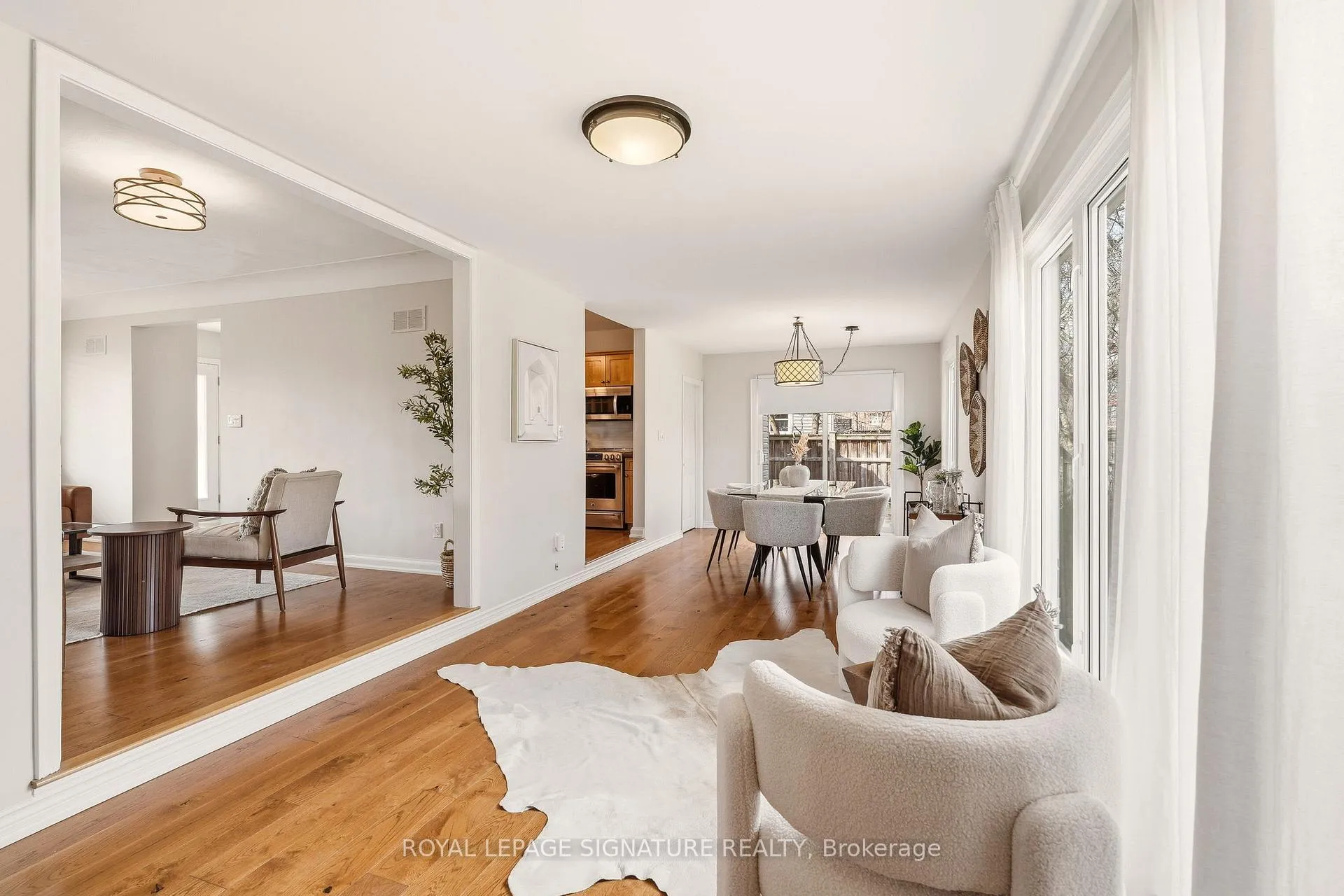Photo 16 of 45 Crescent Road, Oakville, Central — HOMEH