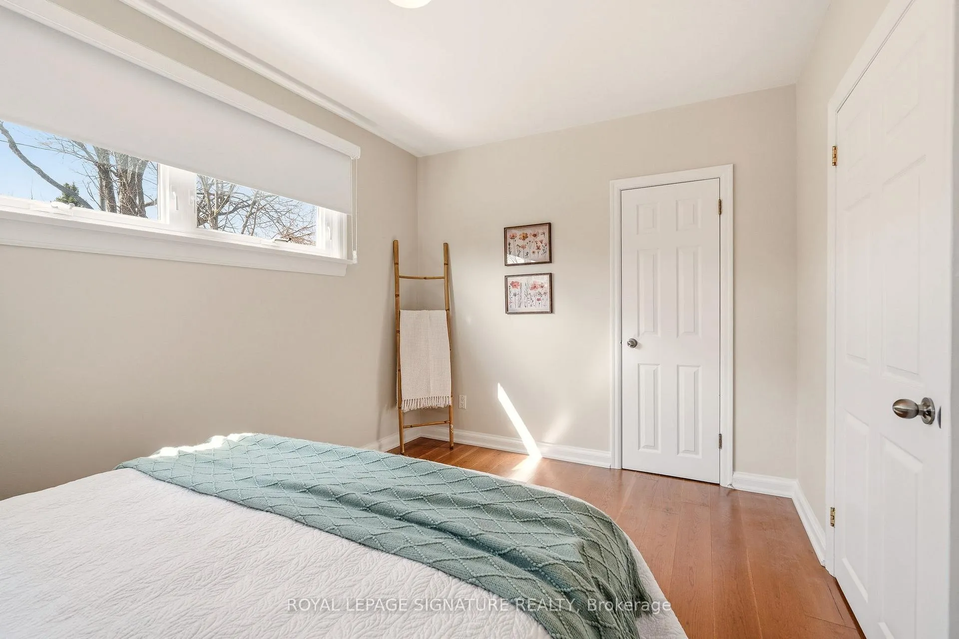 Photo 23 of 45 Crescent Road, Oakville, Central — HOMEH