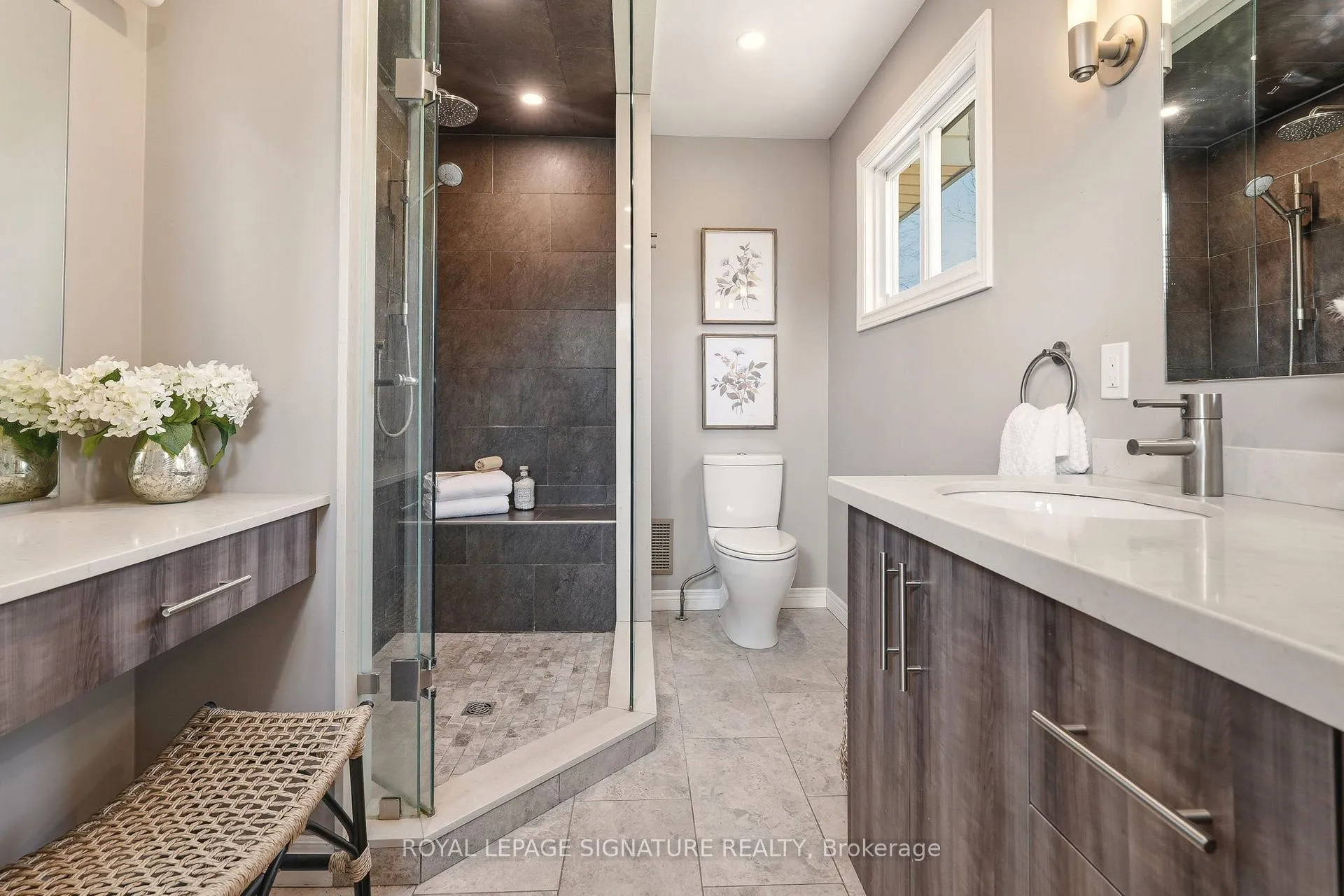 Photo 27 of 45 Crescent Road, Oakville, Central — HOMEH