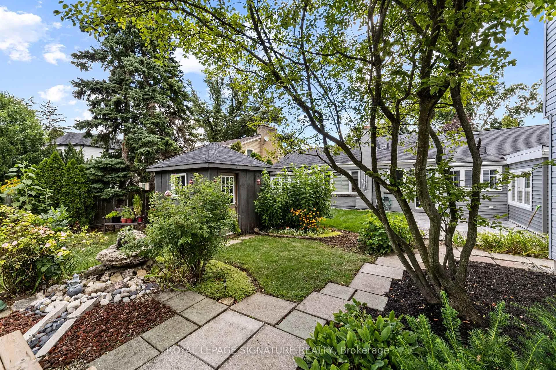 Photo 34 of 45 Crescent Road, Oakville, Central — HOMEH
