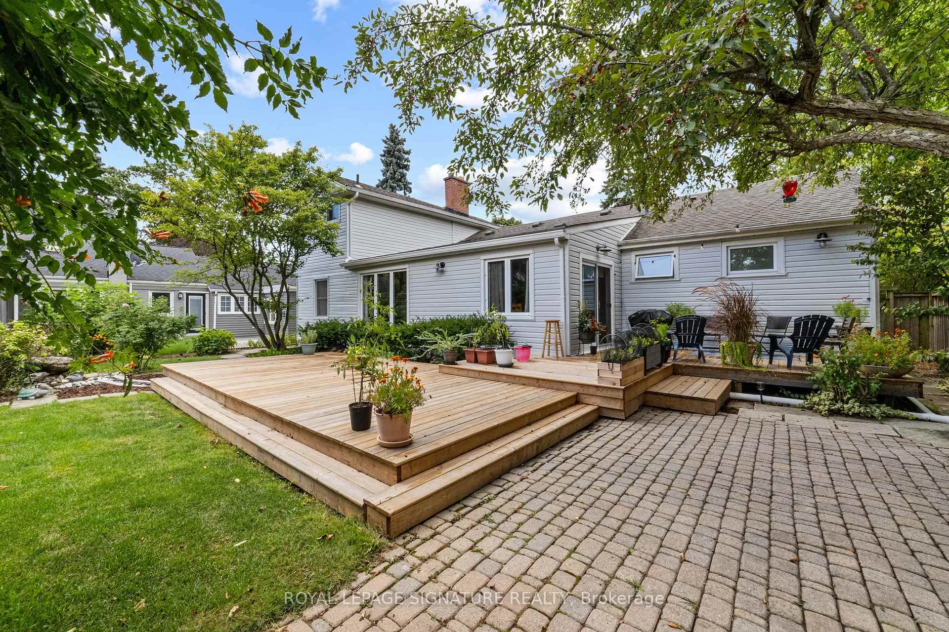 Photo 35 of 45 Crescent Road, Oakville, Central — HOMEH