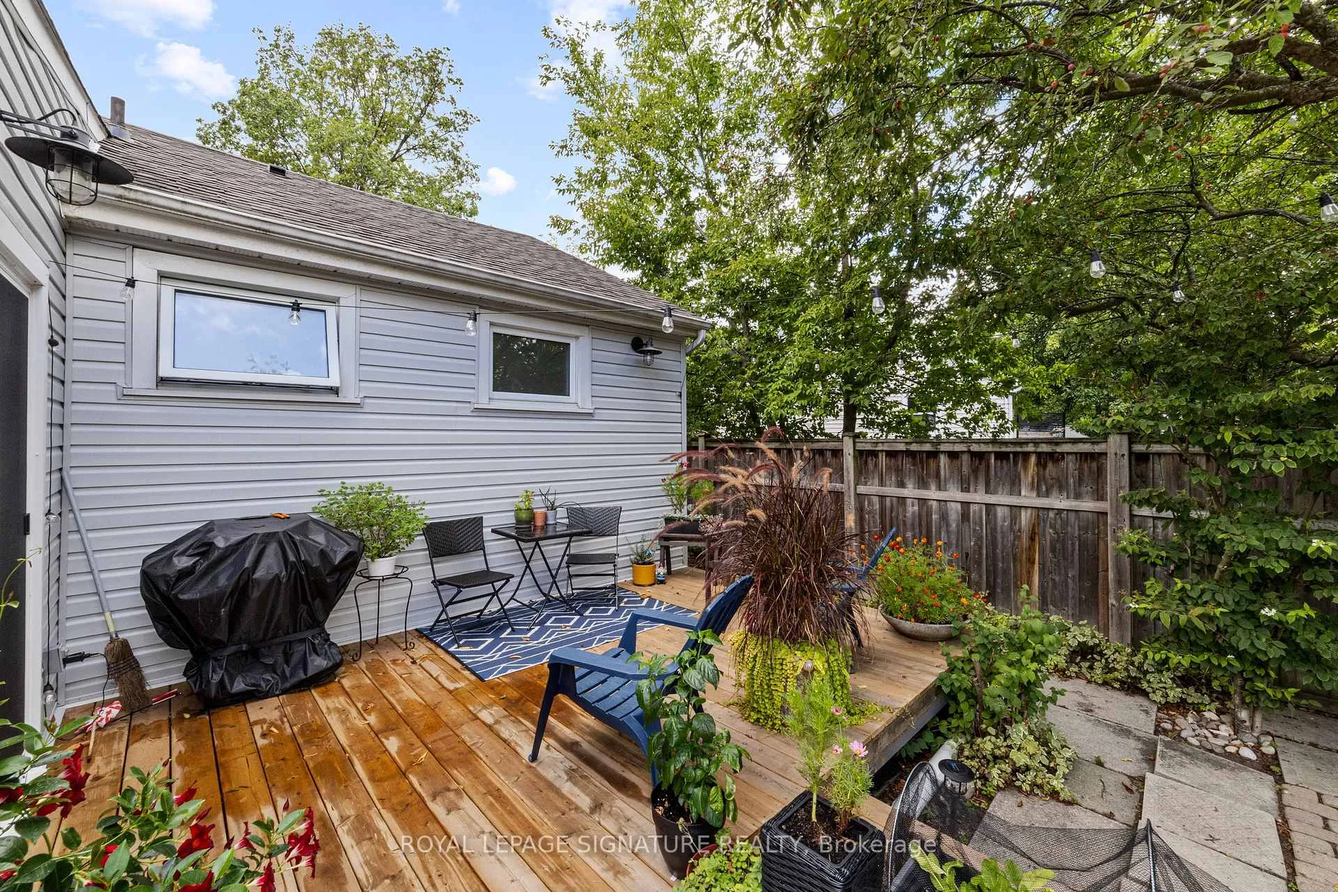 Photo 36 of 45 Crescent Road, Oakville, Central — HOMEH