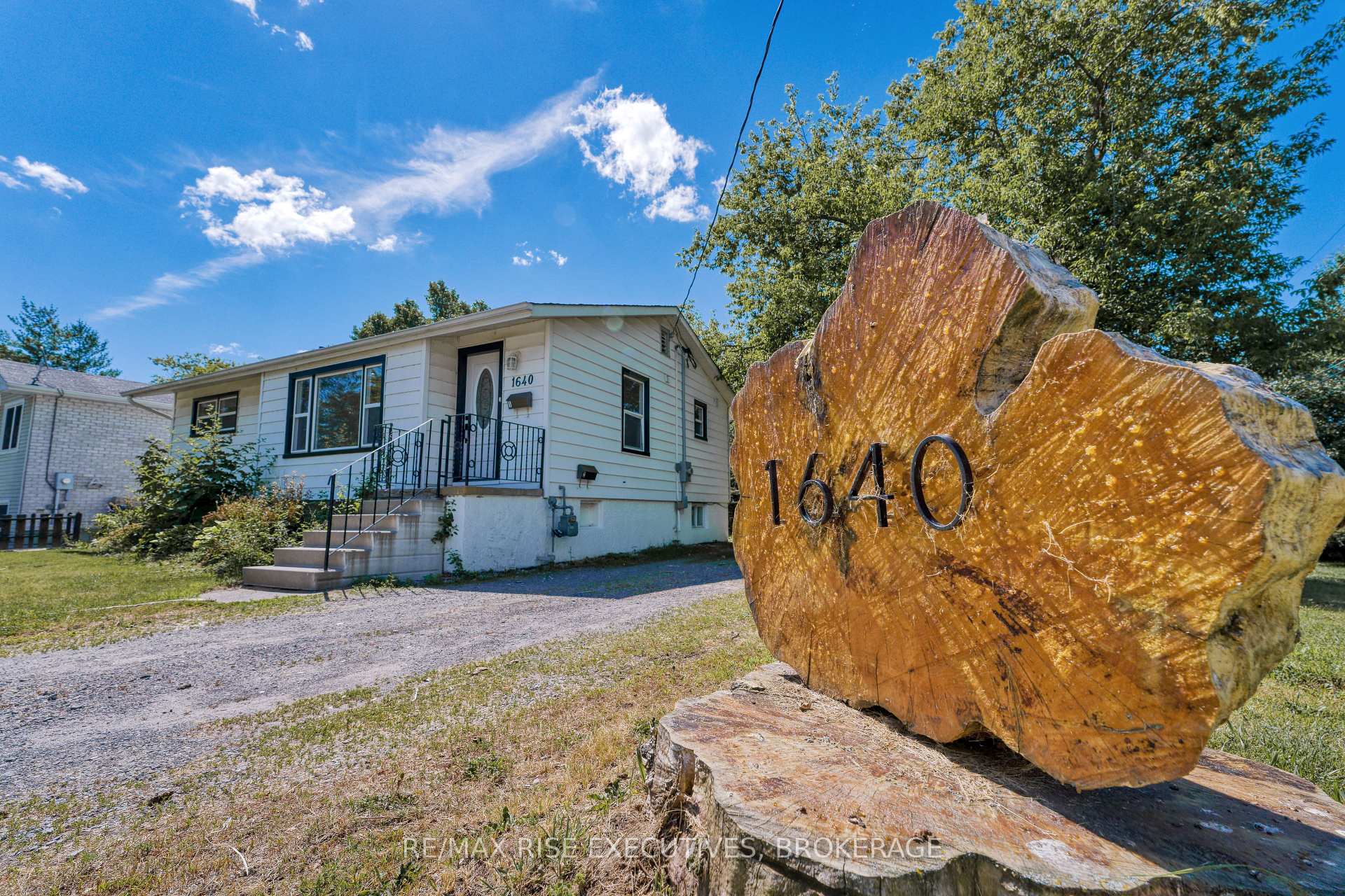 Photo 1 of Unit 1, 1640 Mary Street, Kingston, South of Taylor-Kidd Blvd — HOMEH