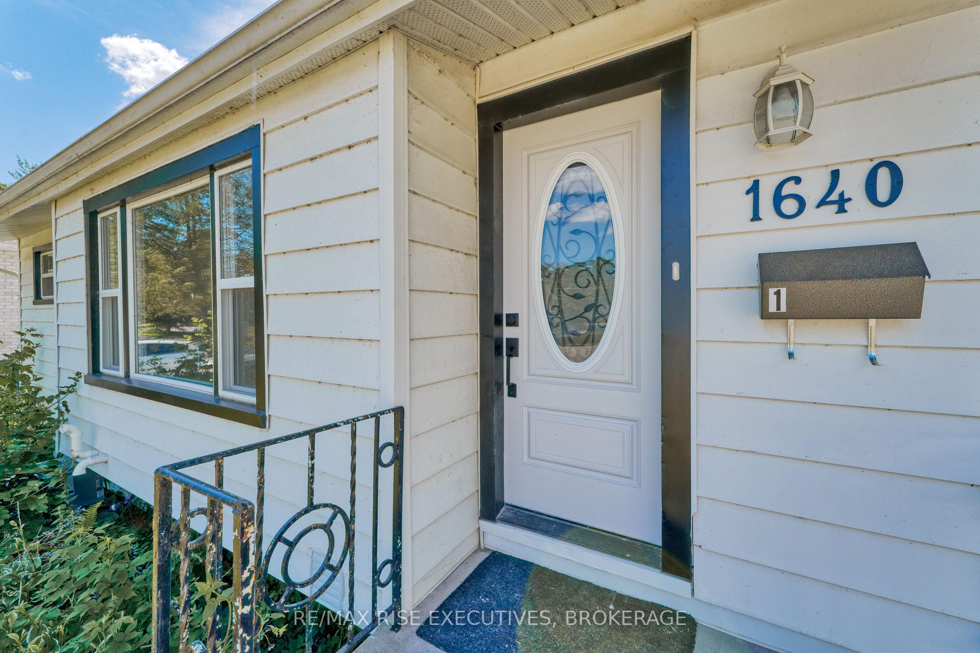 Photo 4 of Unit 1, 1640 Mary Street, Kingston, South of Taylor-Kidd Blvd — HOMEH