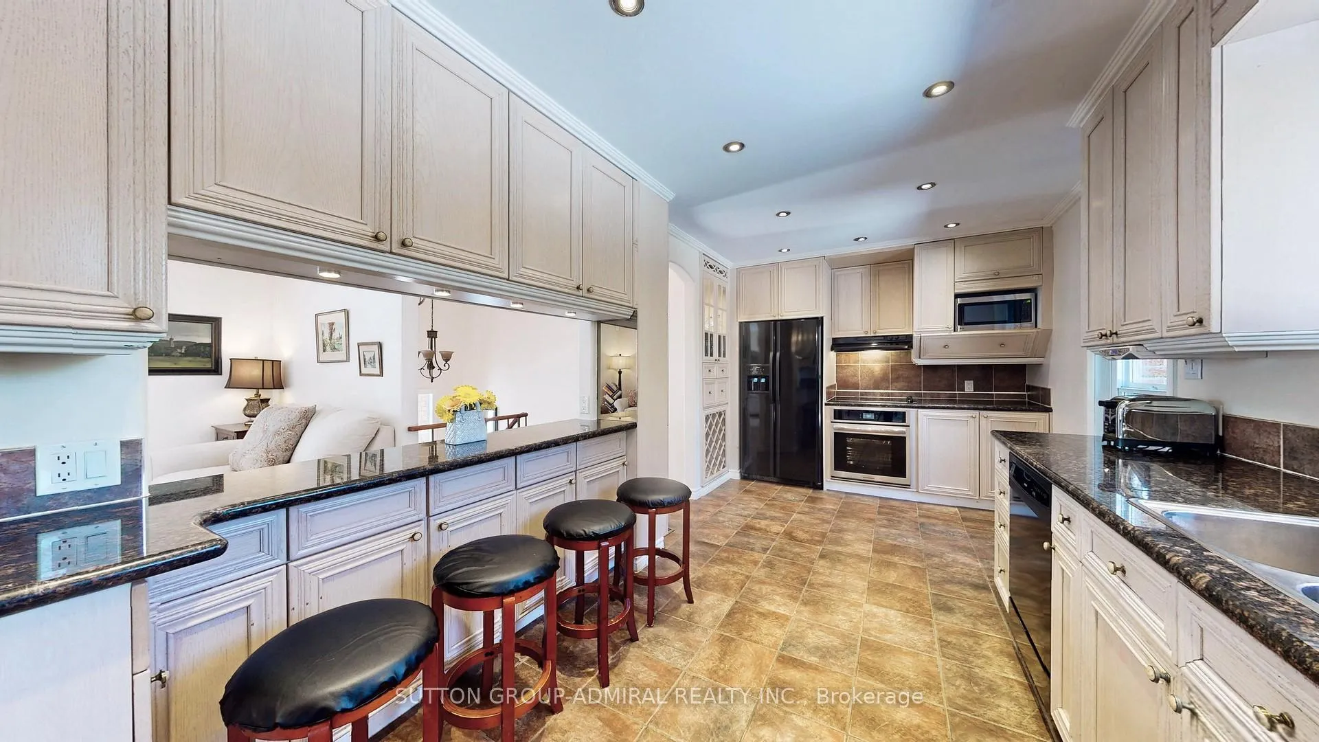 Photo 18 of 42 Jondan Crescent, Markham, Royal Orchard — HOMEH