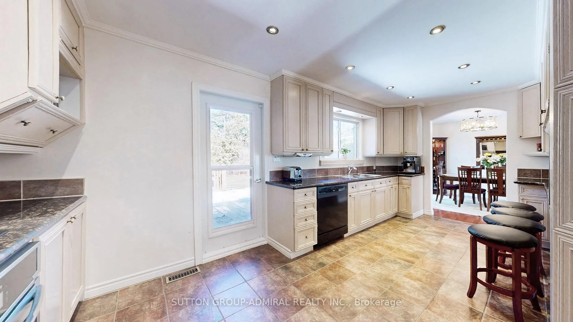 Photo 21 of 42 Jondan Crescent, Markham, Royal Orchard — HOMEH