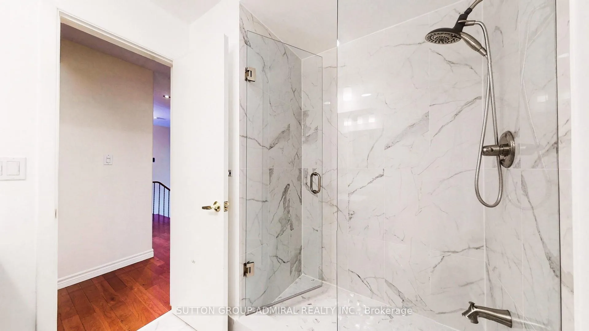 Photo 33 of 42 Jondan Crescent, Markham, Royal Orchard — HOMEH
