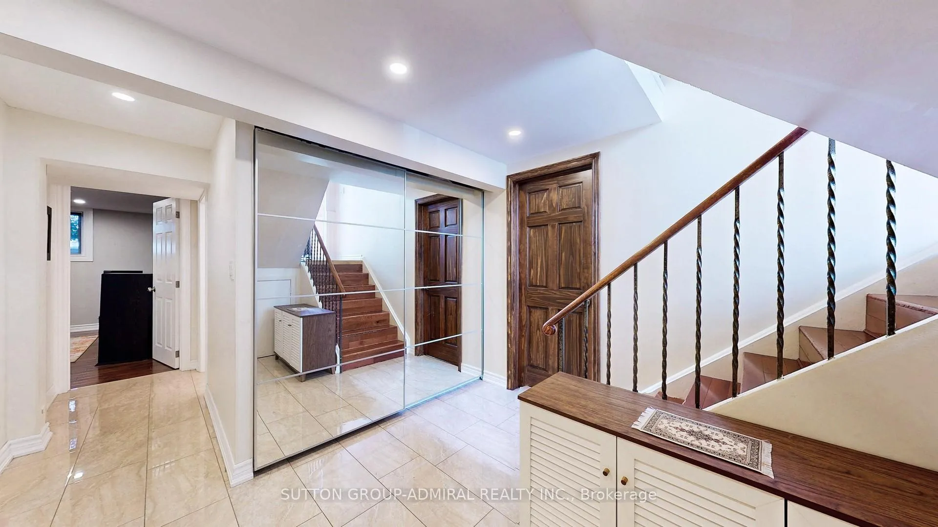 Photo 35 of 42 Jondan Crescent, Markham, Royal Orchard — HOMEH