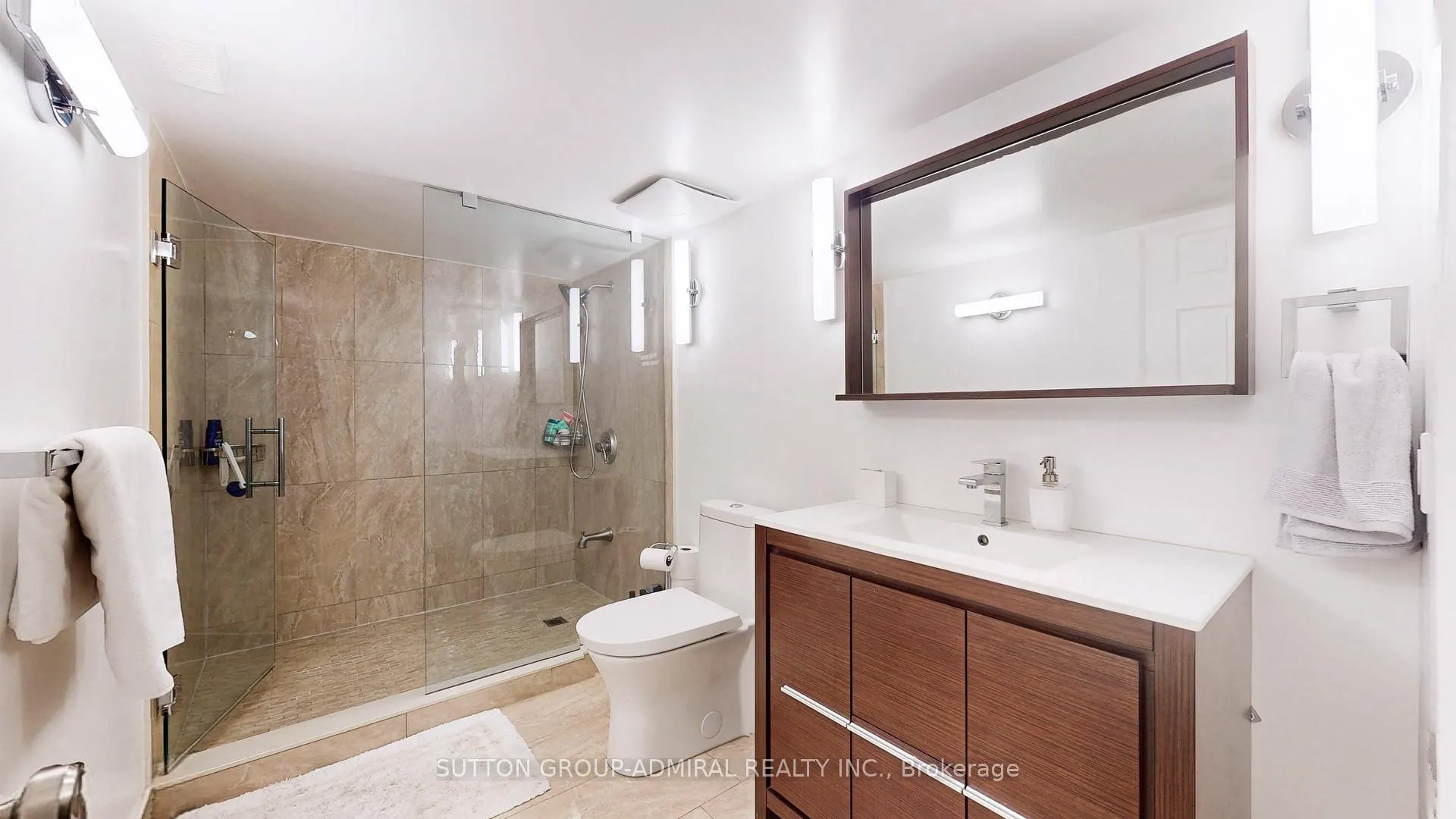 Photo 44 of 42 Jondan Crescent, Markham, Royal Orchard — HOMEH