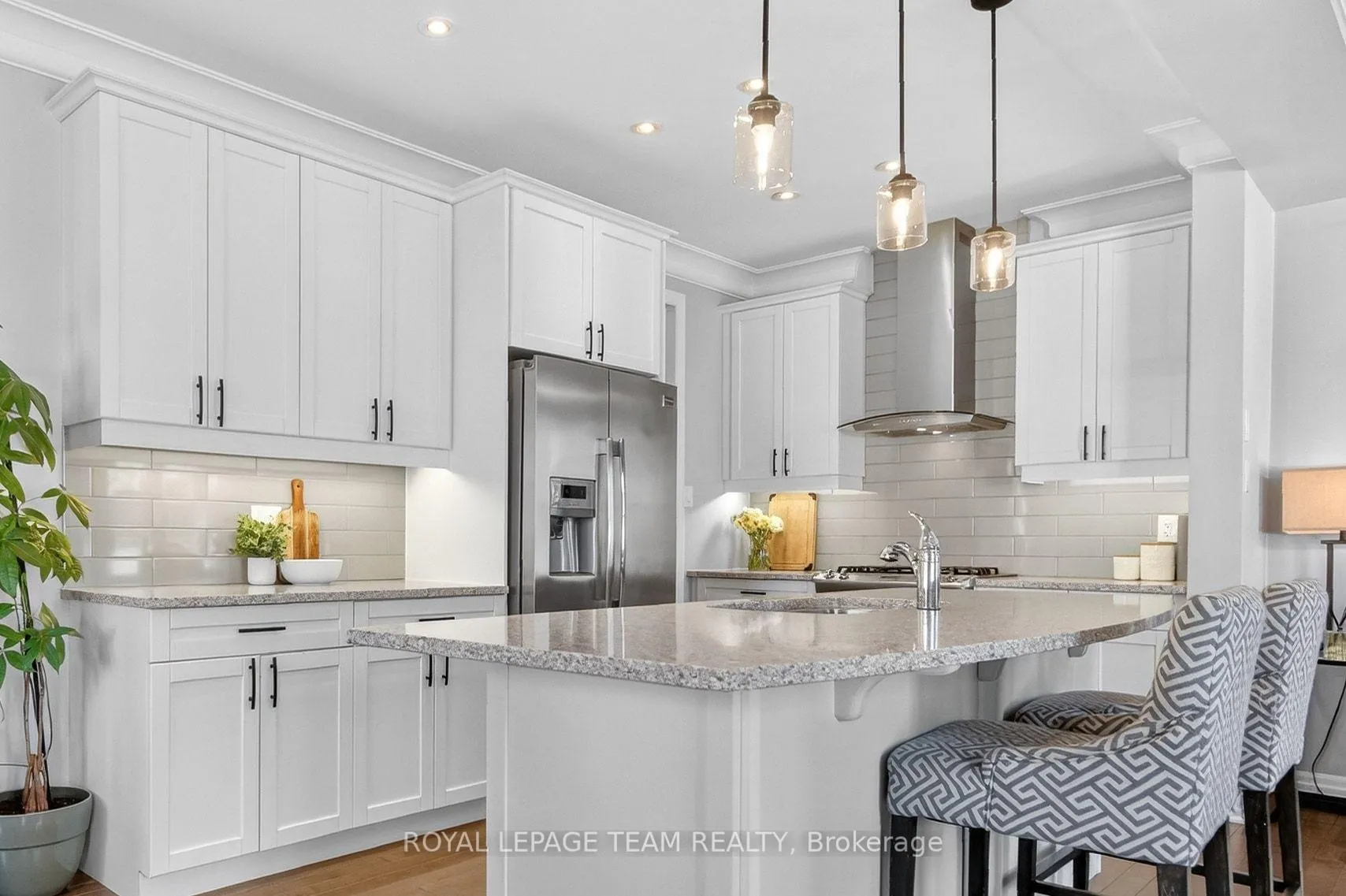 Photo 14 of 375 Meadowbreeze Drive, Ottawa, Kanata - Emerald Meadows/Trailwest — HOMEH