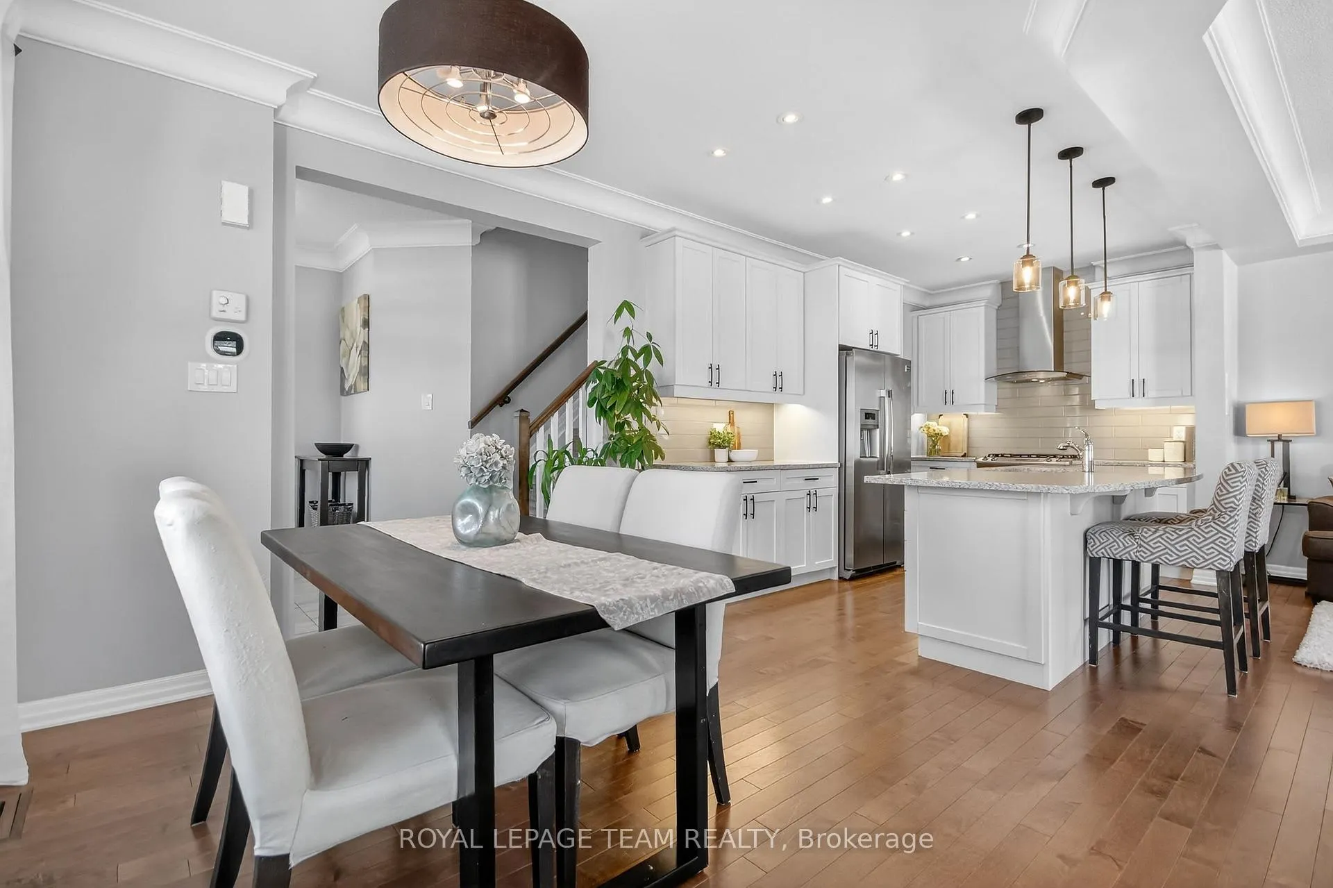 Photo 17 of 375 Meadowbreeze Drive, Ottawa, Kanata - Emerald Meadows/Trailwest — HOMEH