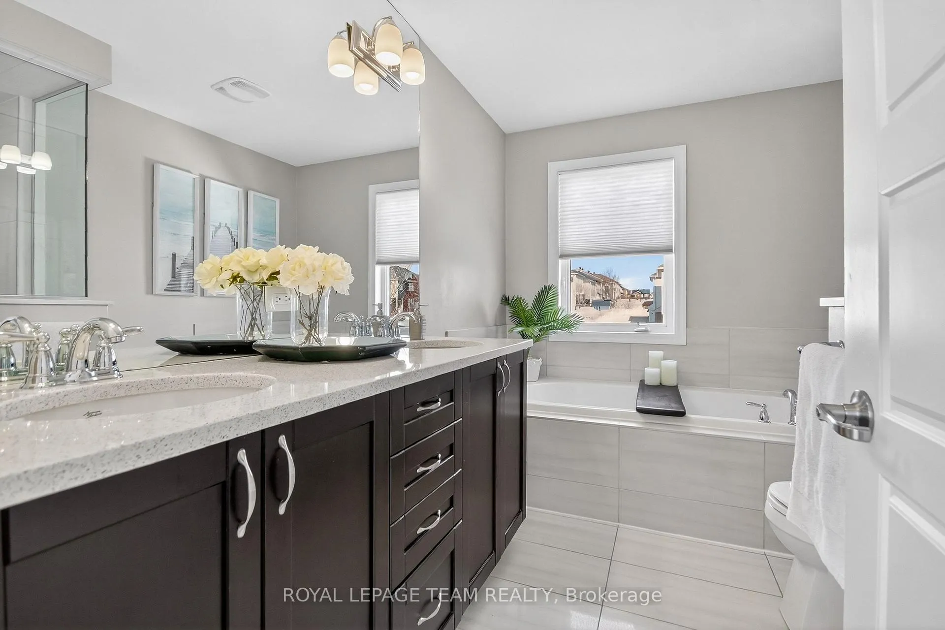 Photo 24 of 375 Meadowbreeze Drive, Ottawa, Kanata - Emerald Meadows/Trailwest — HOMEH