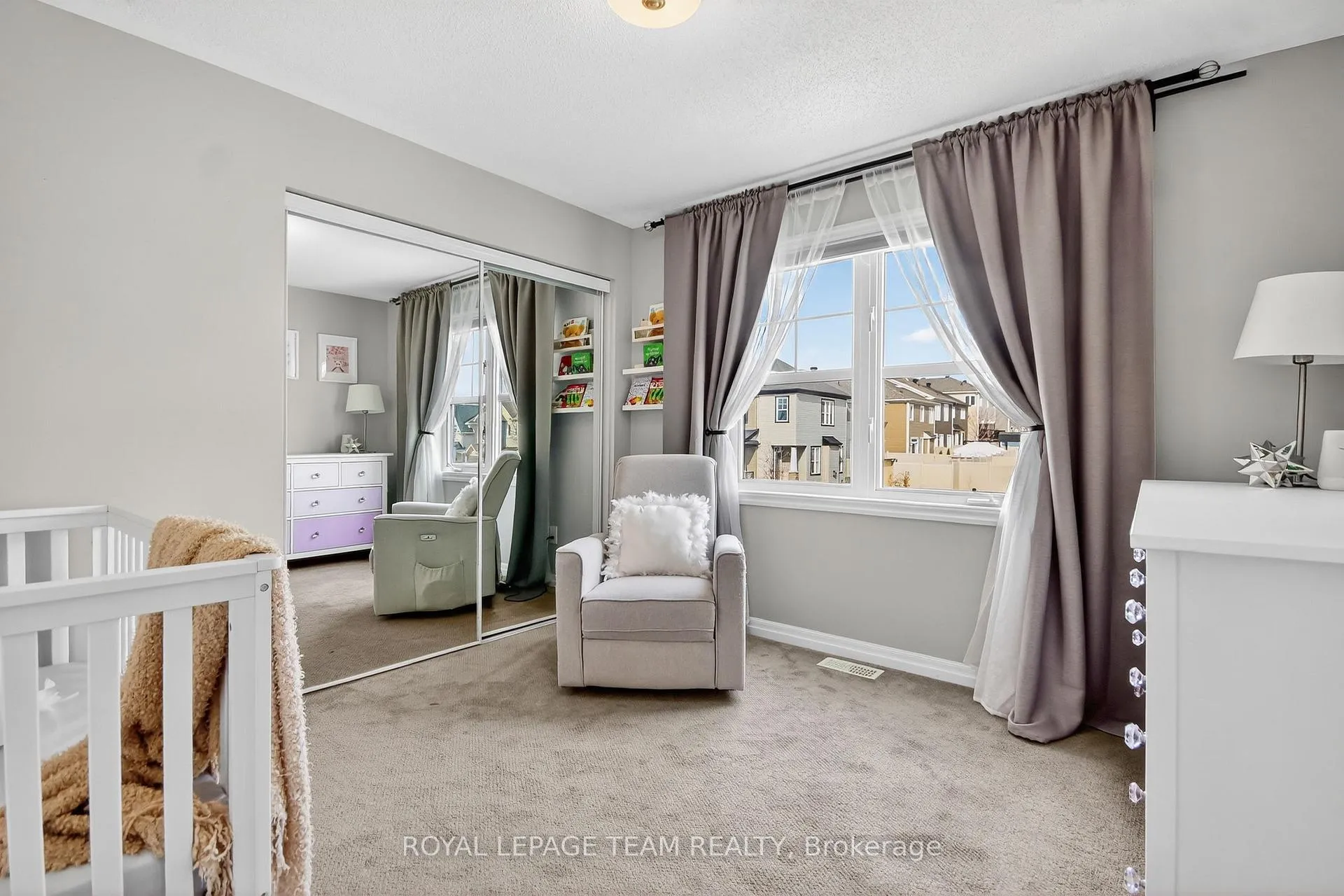 Photo 32 of 375 Meadowbreeze Drive, Ottawa, Kanata - Emerald Meadows/Trailwest — HOMEH