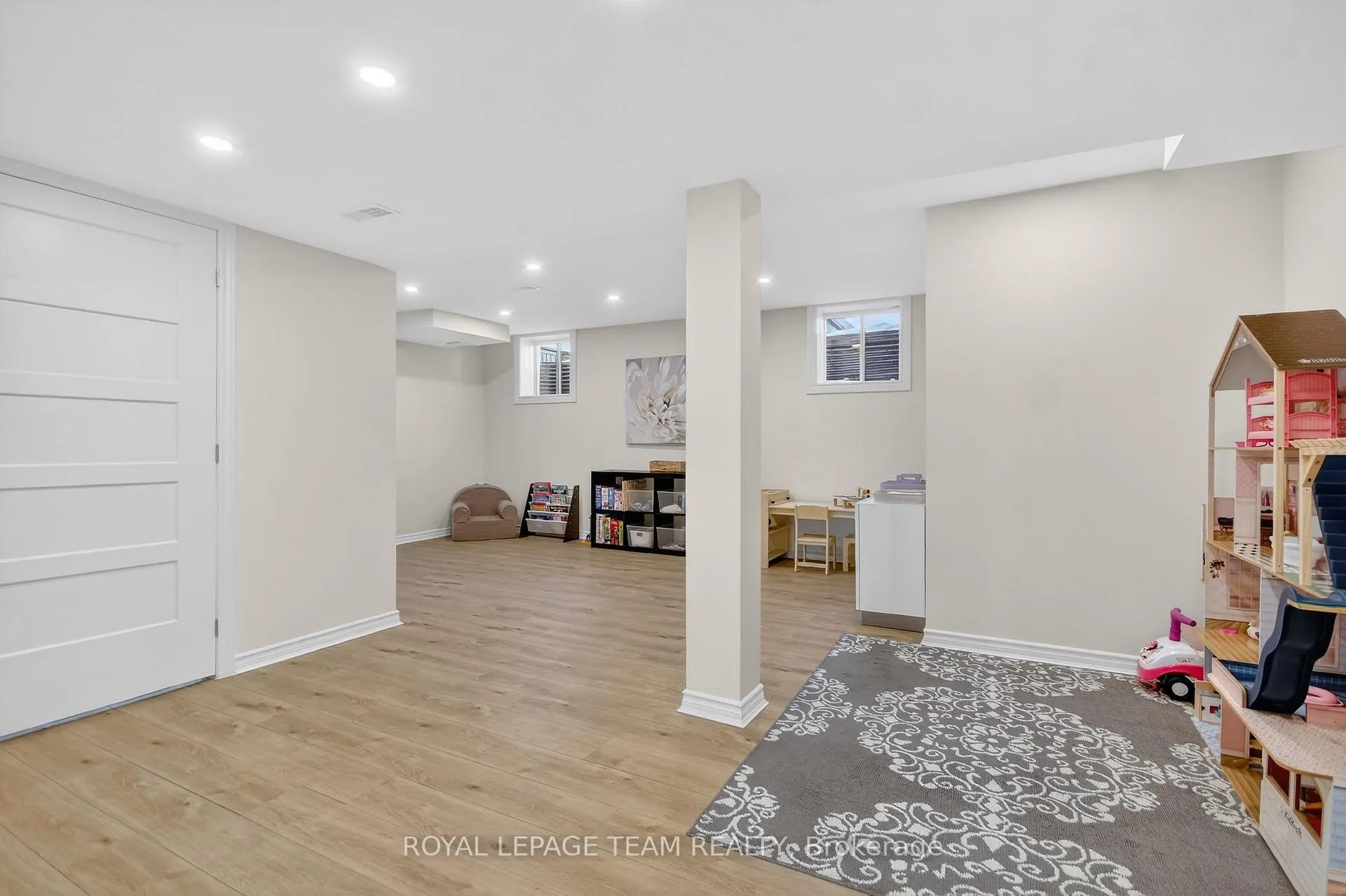 Photo 35 of 375 Meadowbreeze Drive, Ottawa, Kanata - Emerald Meadows/Trailwest — HOMEH