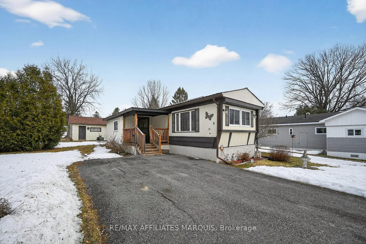Photo 1 of 8 Saddle Avenue, Rideau Lakes, Rideau Lakes (South Elmsley) Twp — HOMEH