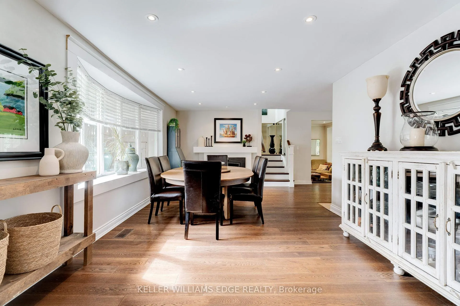 Photo 3 of 4391 Lakeshore Road, Burlington, Shoreacres — HOMEH
