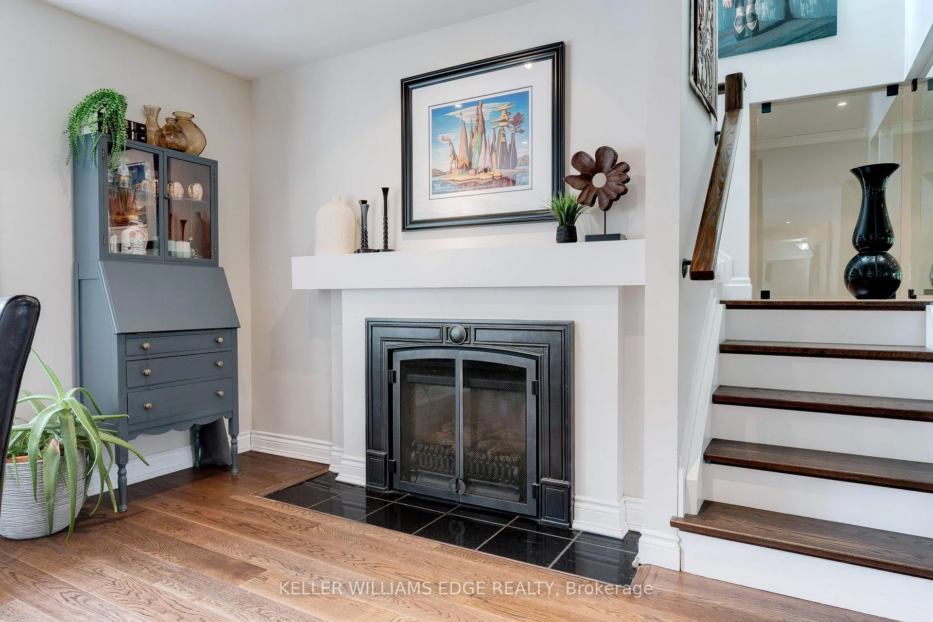 Photo 7 of 4391 Lakeshore Road, Burlington, Shoreacres — HOMEH