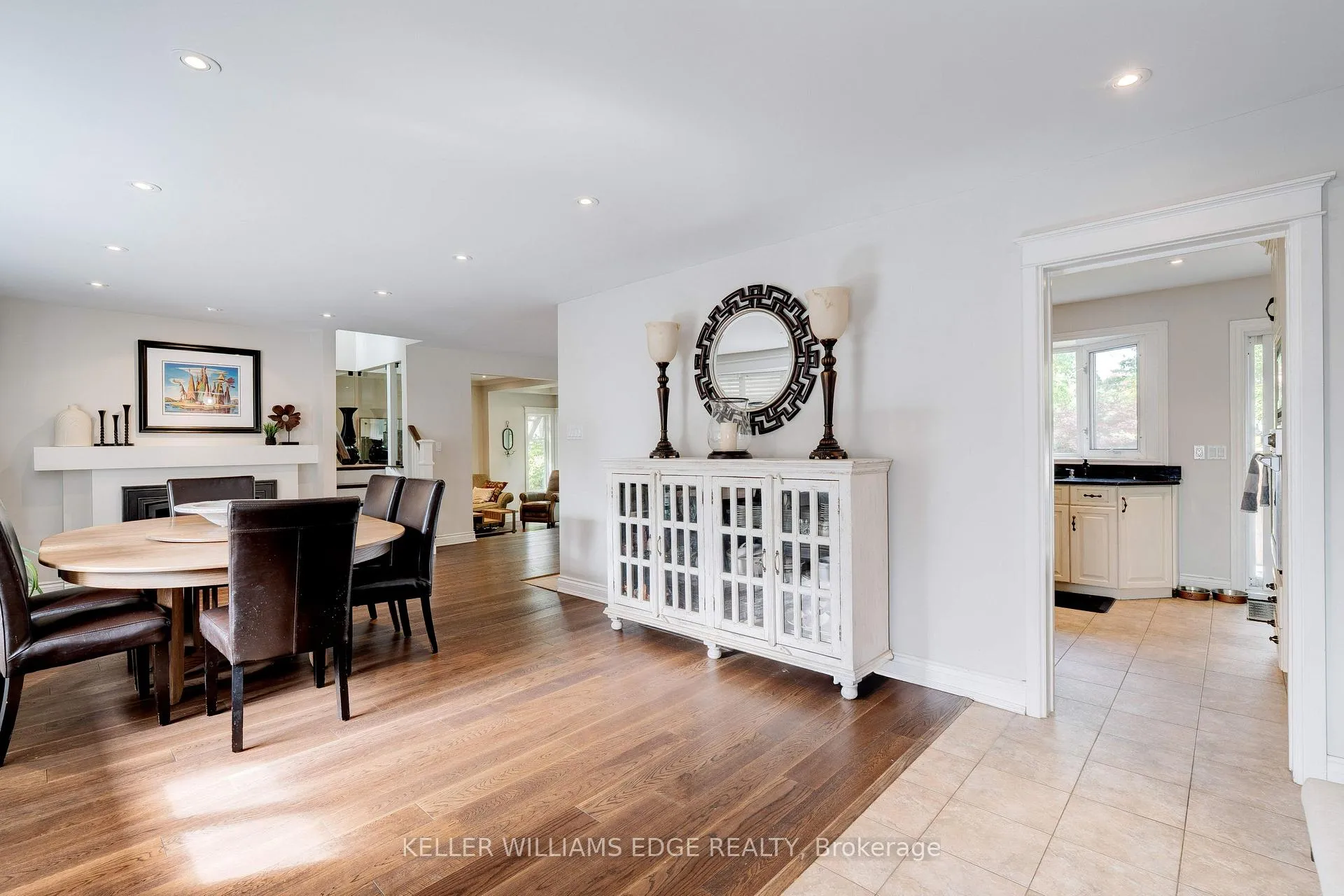 Photo 8 of 4391 Lakeshore Road, Burlington, Shoreacres — HOMEH